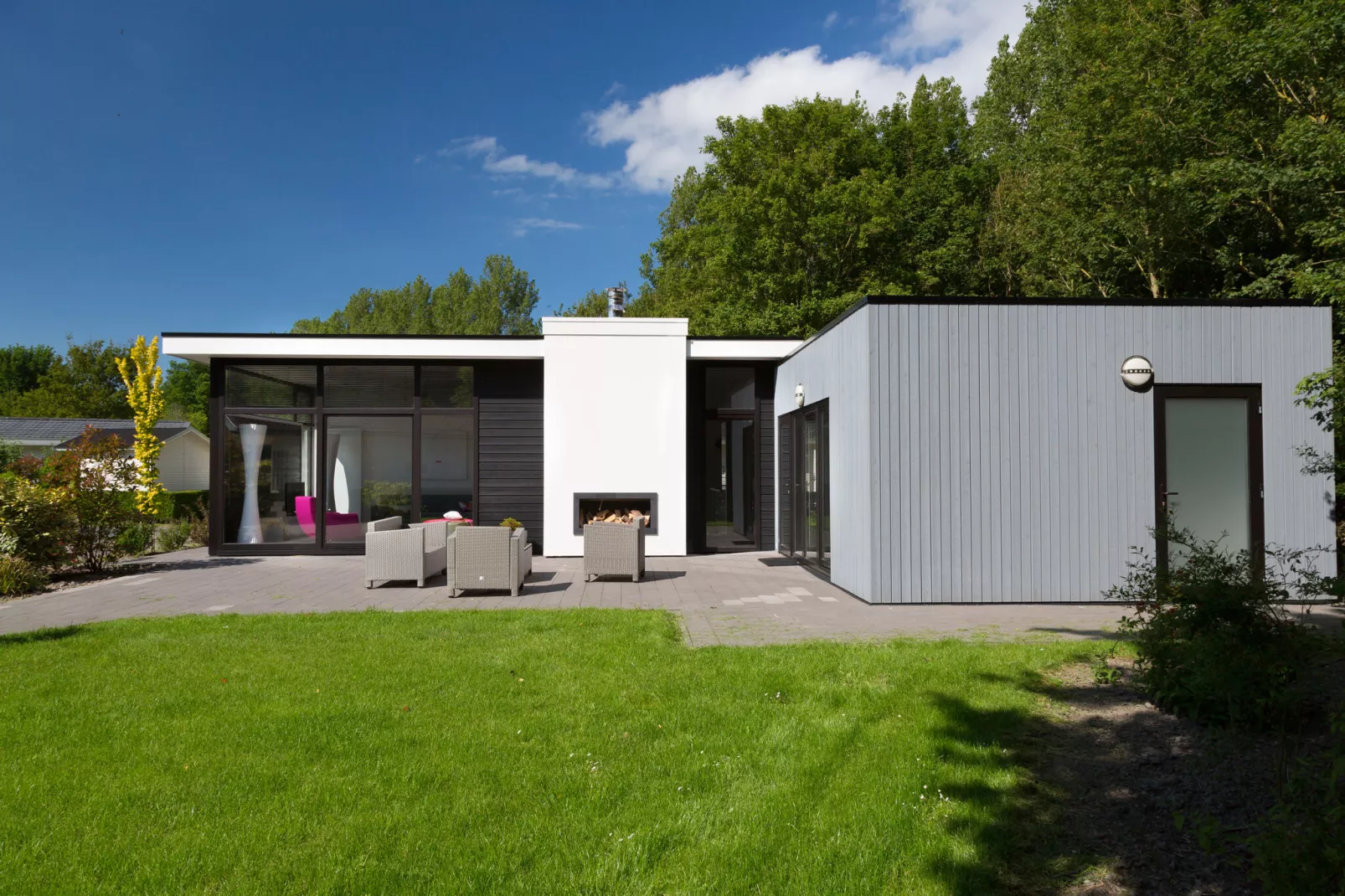 Vakantiepark Molengroet 6-Buitenkant zomer