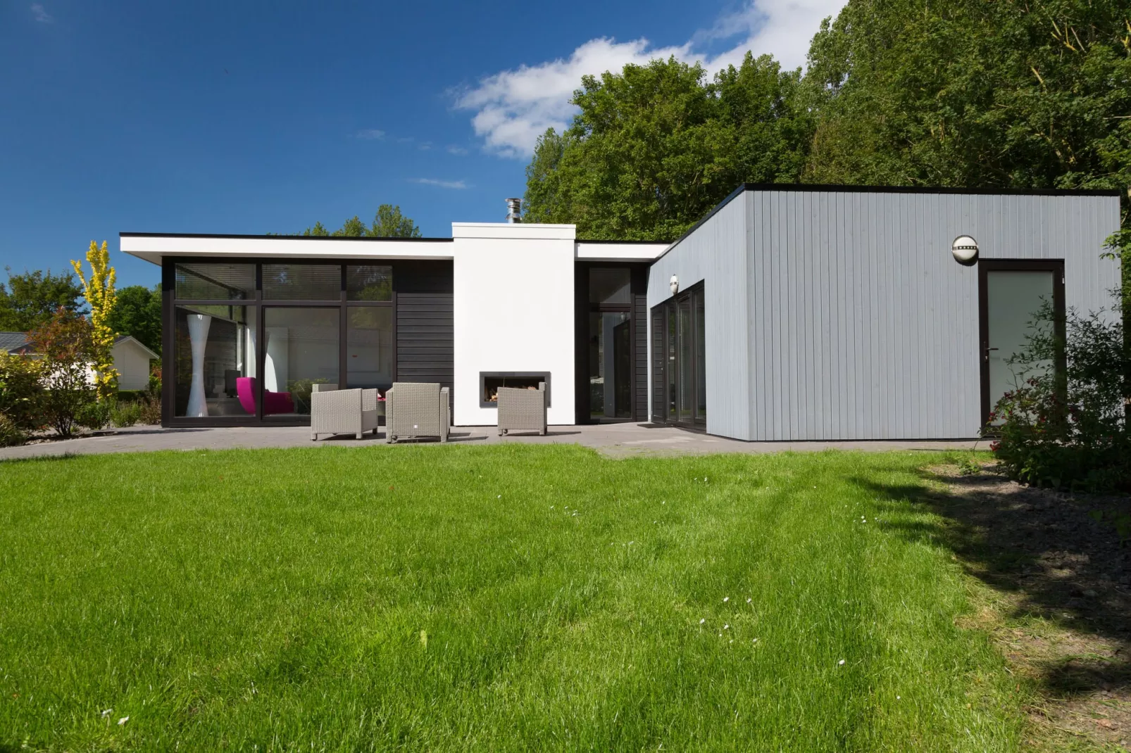 Vakantiepark Molengroet 6-Buitenkant zomer