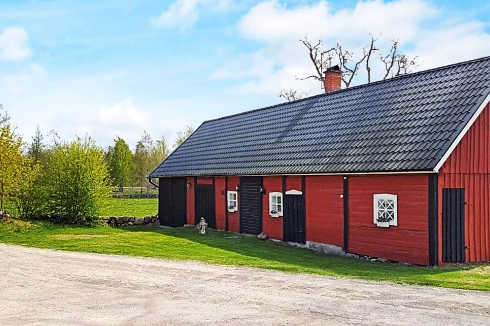 Rustiek toevluchtsoord in Smaland-By Traum-Buitenlucht