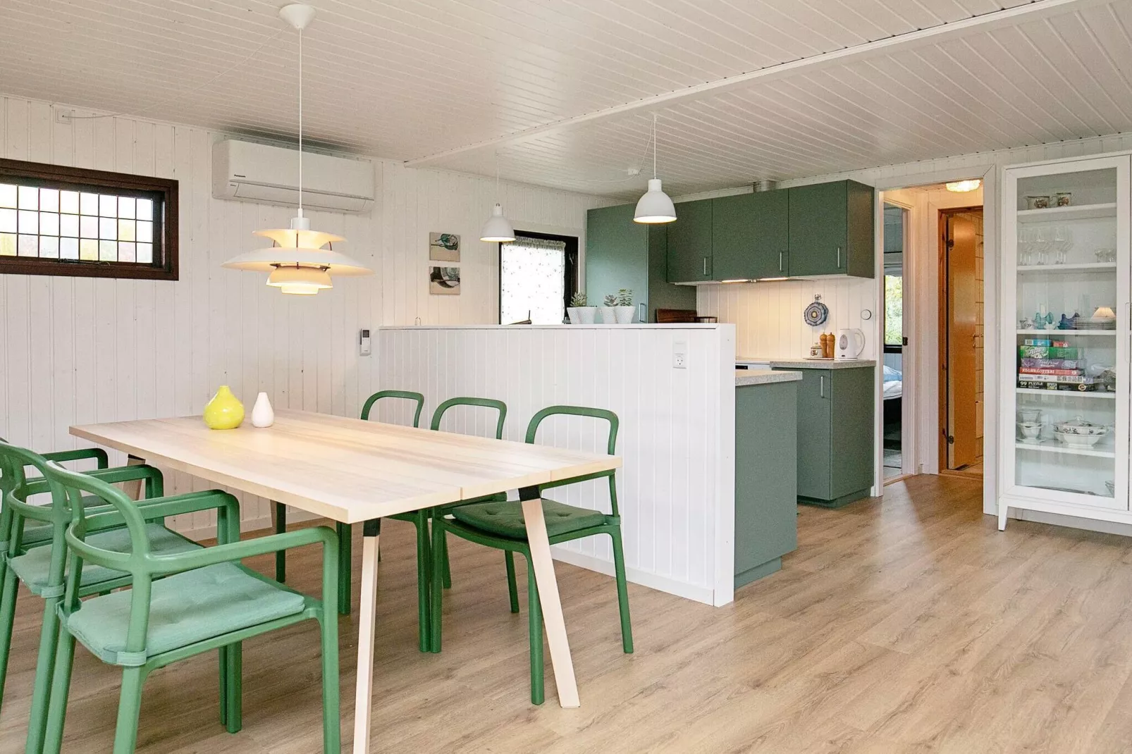 Moderne toevluchtsoord in Klitgards-By Traum-Binnen