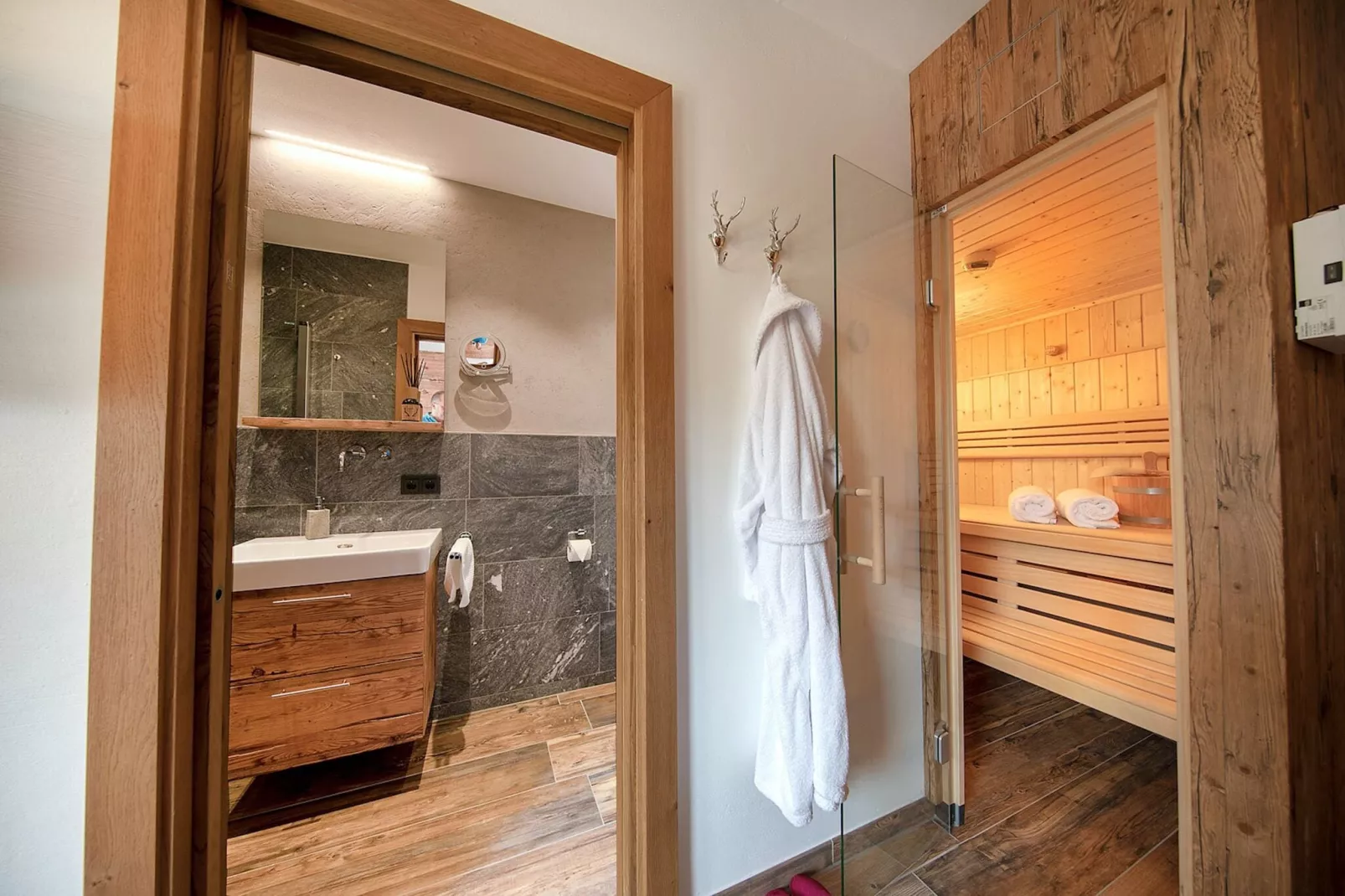 Nationalpark Chalet Lasörling-Wellness
