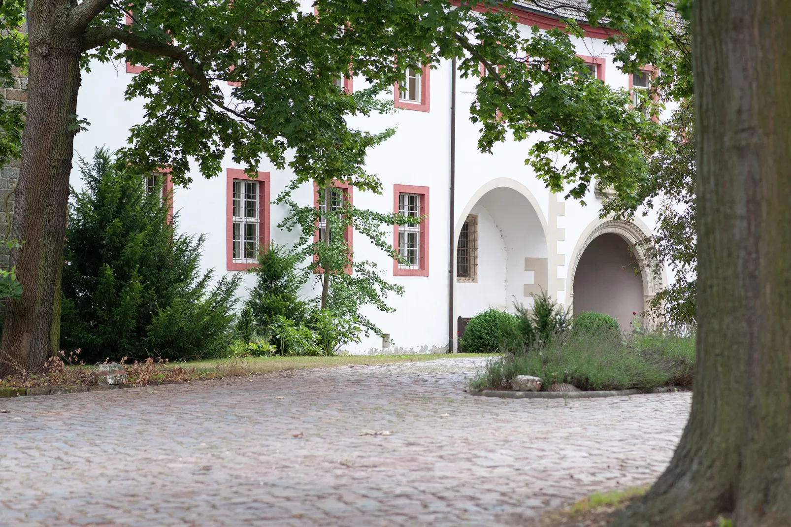 Urlaub im Schloss-Buitenkant zomer