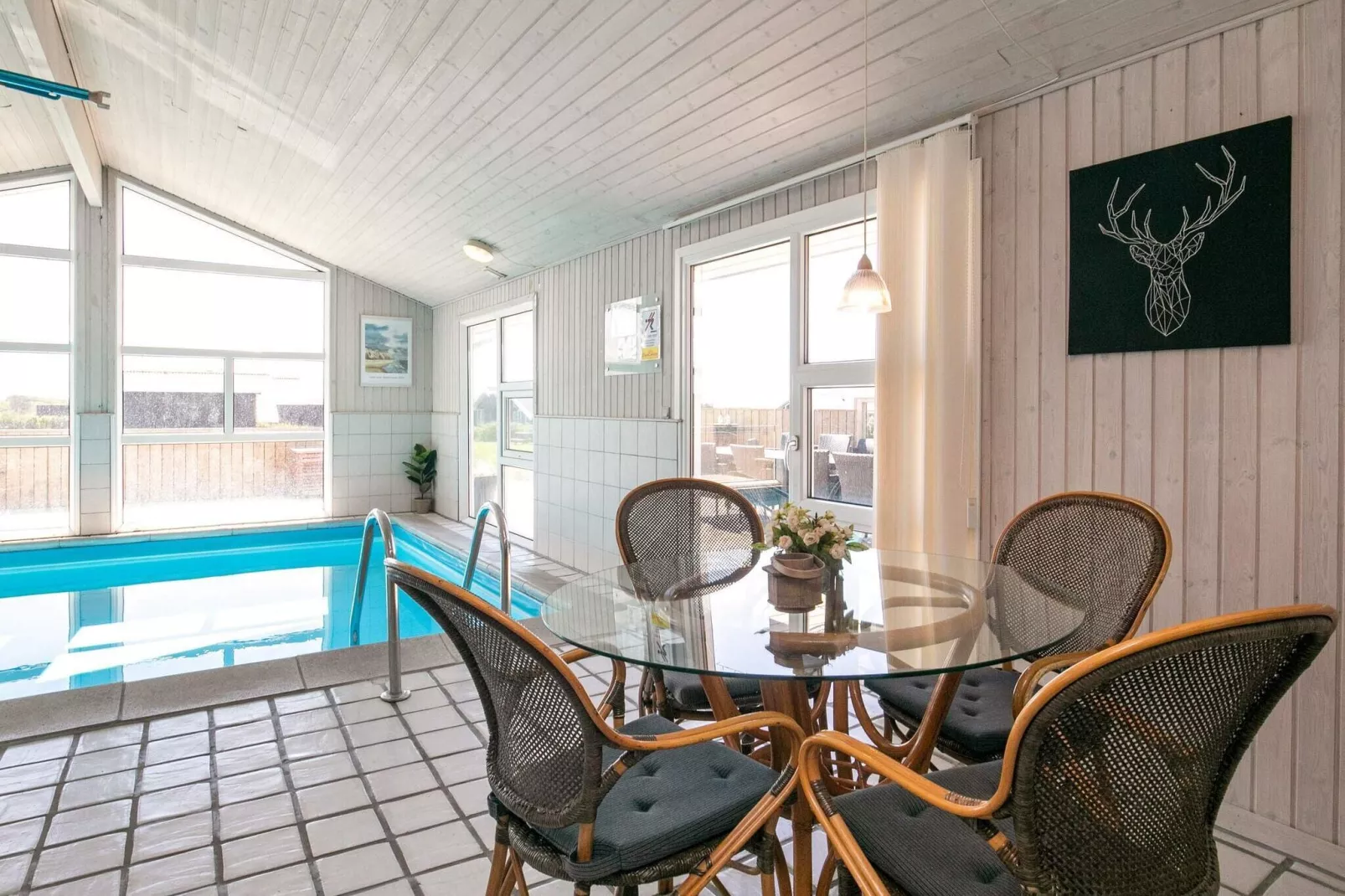 Luxe huisje met zwembad and sauna-By Traum-Zwembad