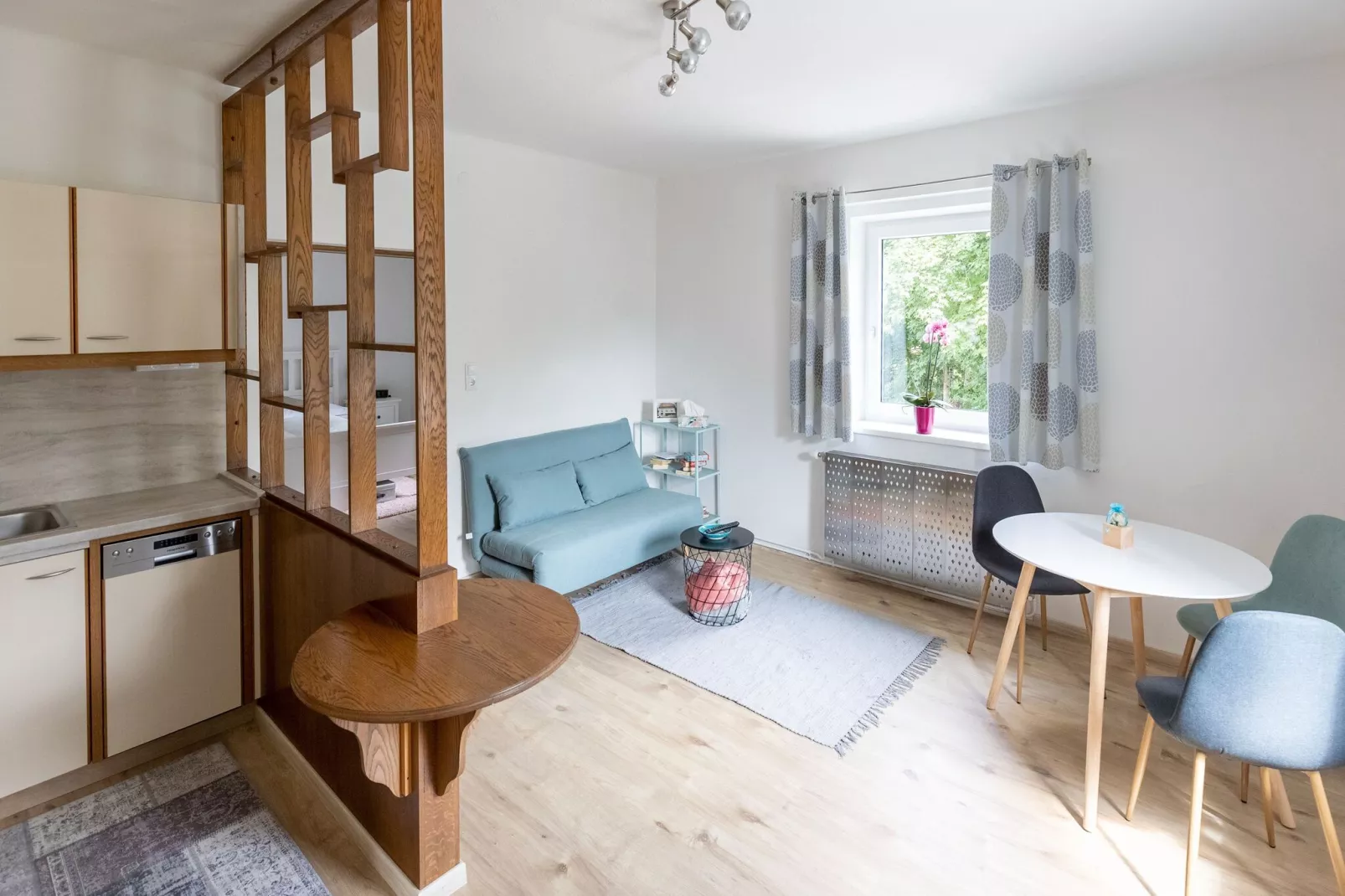 Apartment Badstrasse-Woonkamer