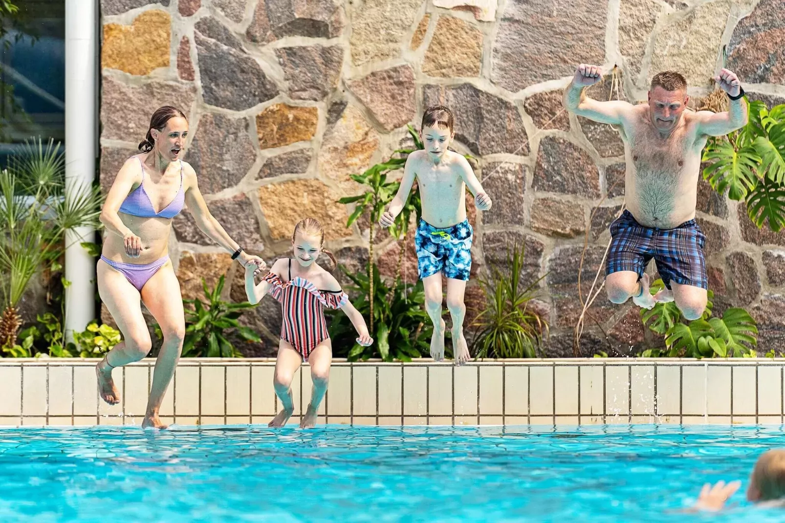 6 persoons vakantie huis op een vakantie park in Hanstholm-Zwembad