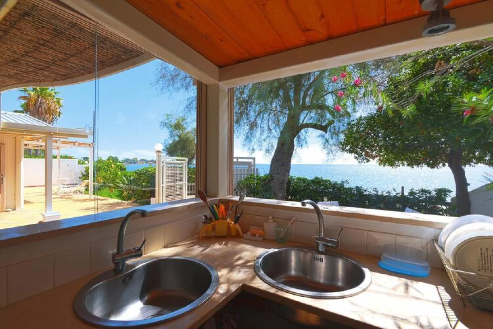 Holiday home Fontane Bianche-Villa Margò-Terras