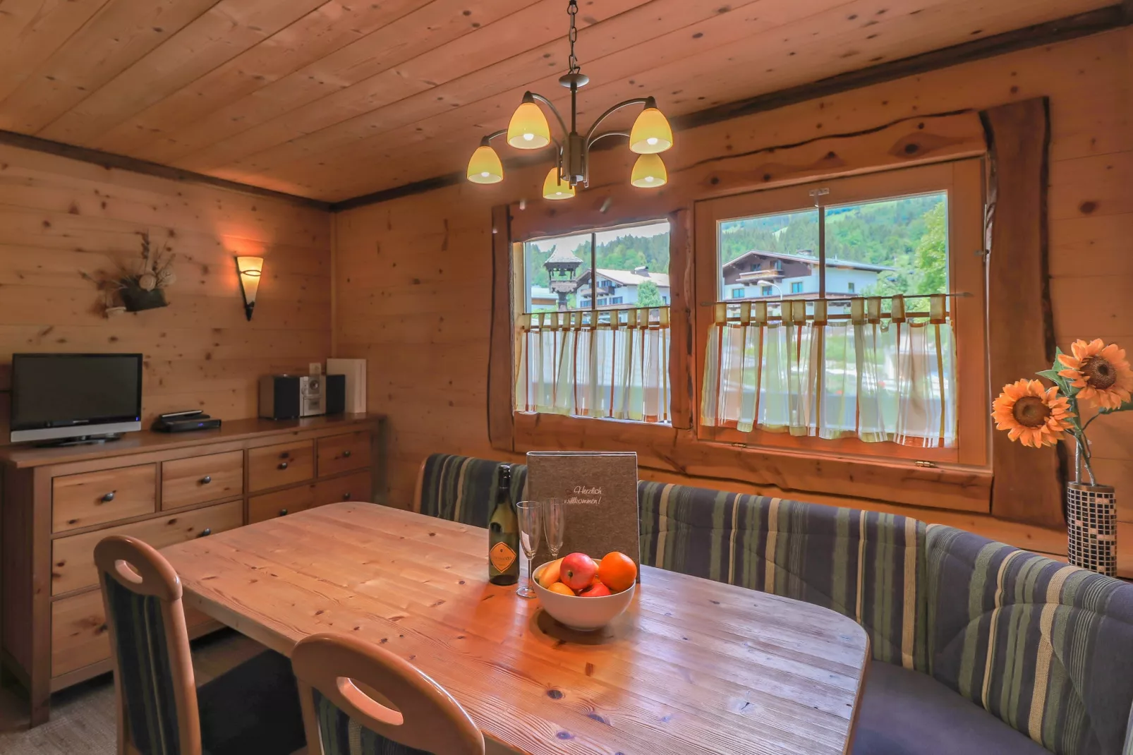 Chalet Mittersill XL-Woonkamer