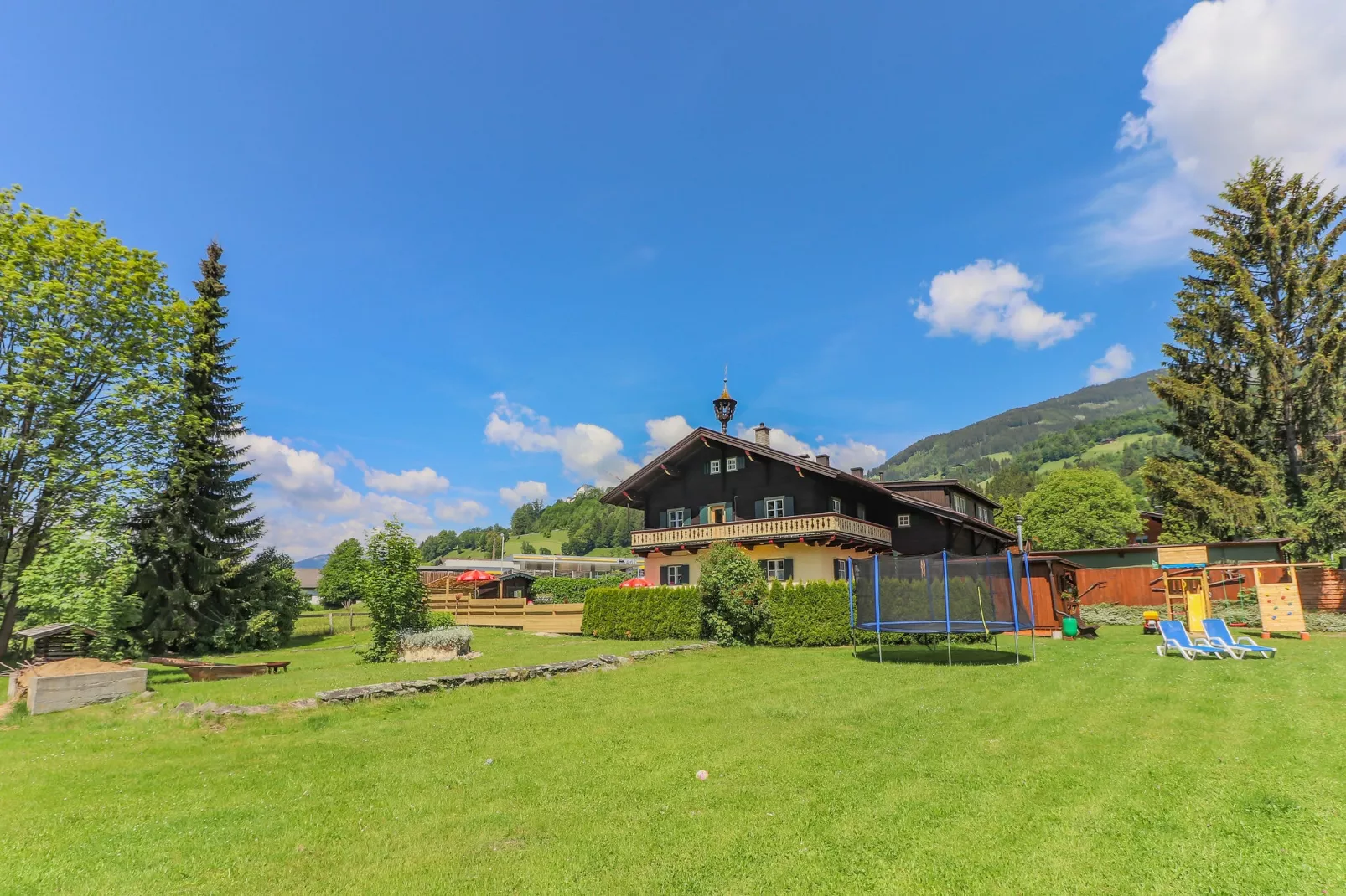 Chalet Mittersill XL-Buitenkant zomer