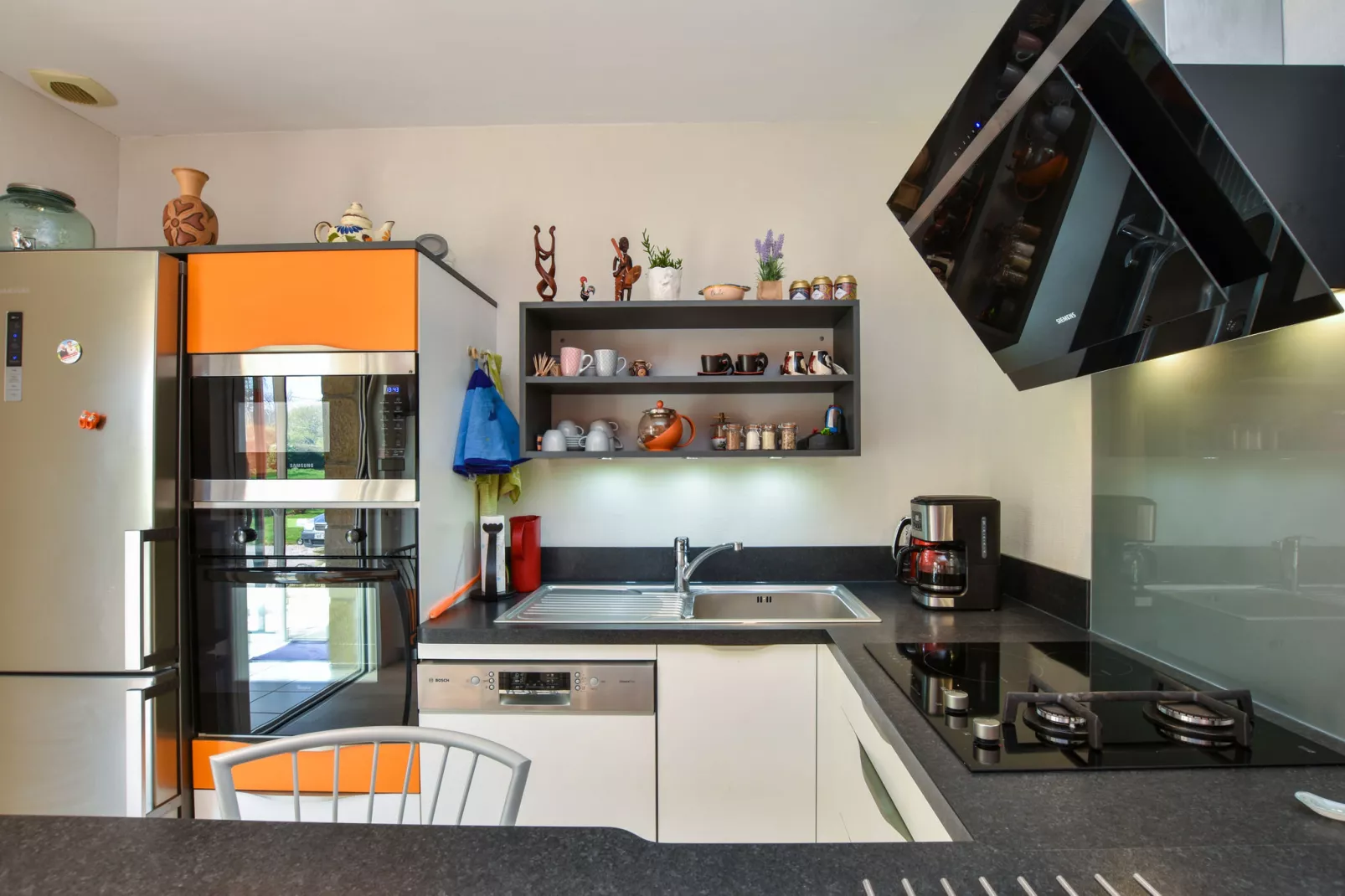 Belle maison bretonne-Keuken