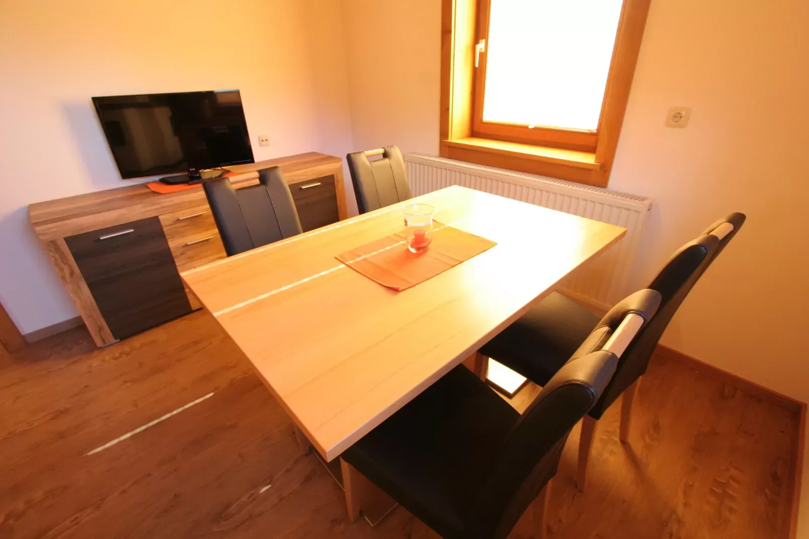 Oberkranzhof-Eetkamer