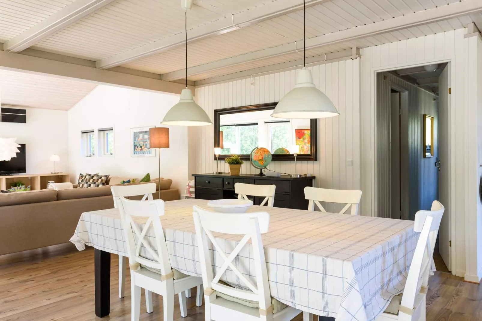 Sfeervol huisje in Rindby-By Traum-Binnen