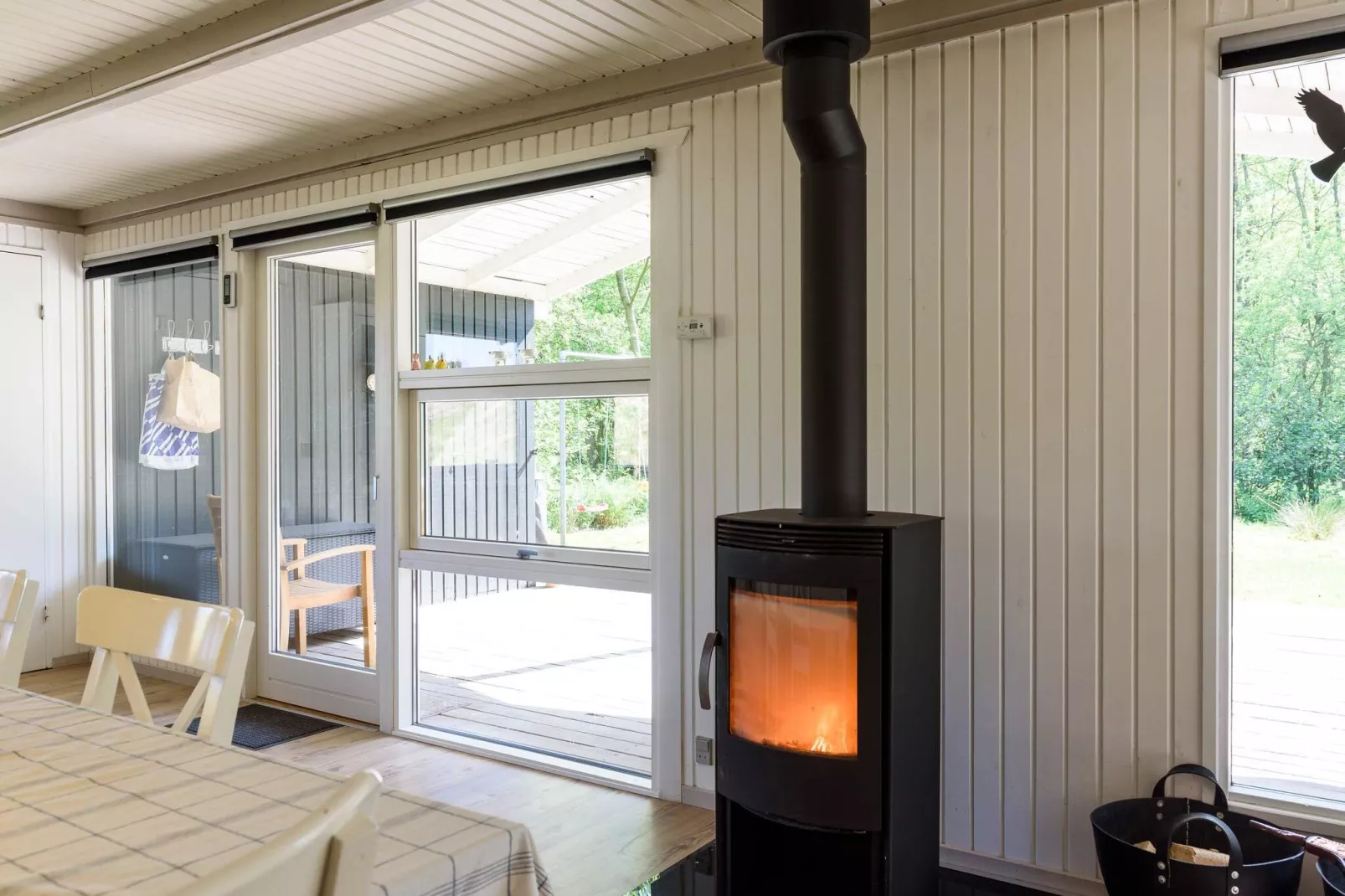 Sfeervol huisje in Rindby-By Traum-Binnen