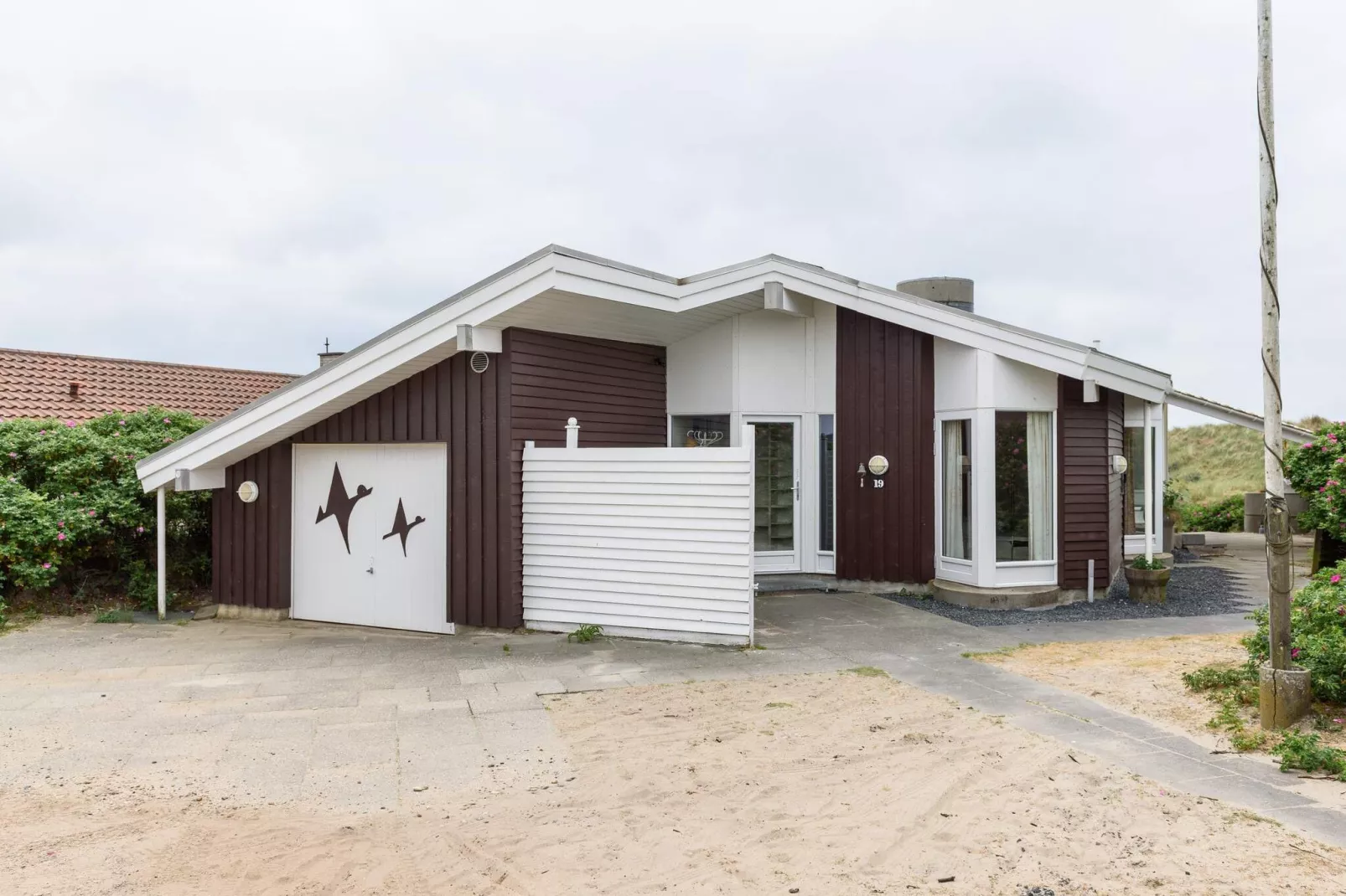 Kustcharme met Spa and Sauna-By Traum-Buitenlucht