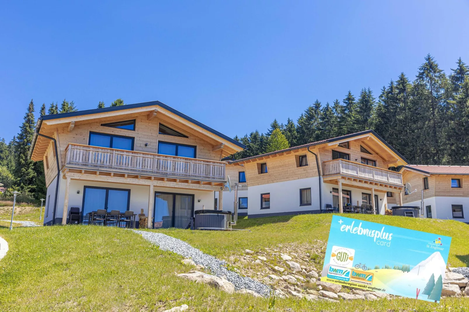 Chalet Modern-Buitenkant zomer
