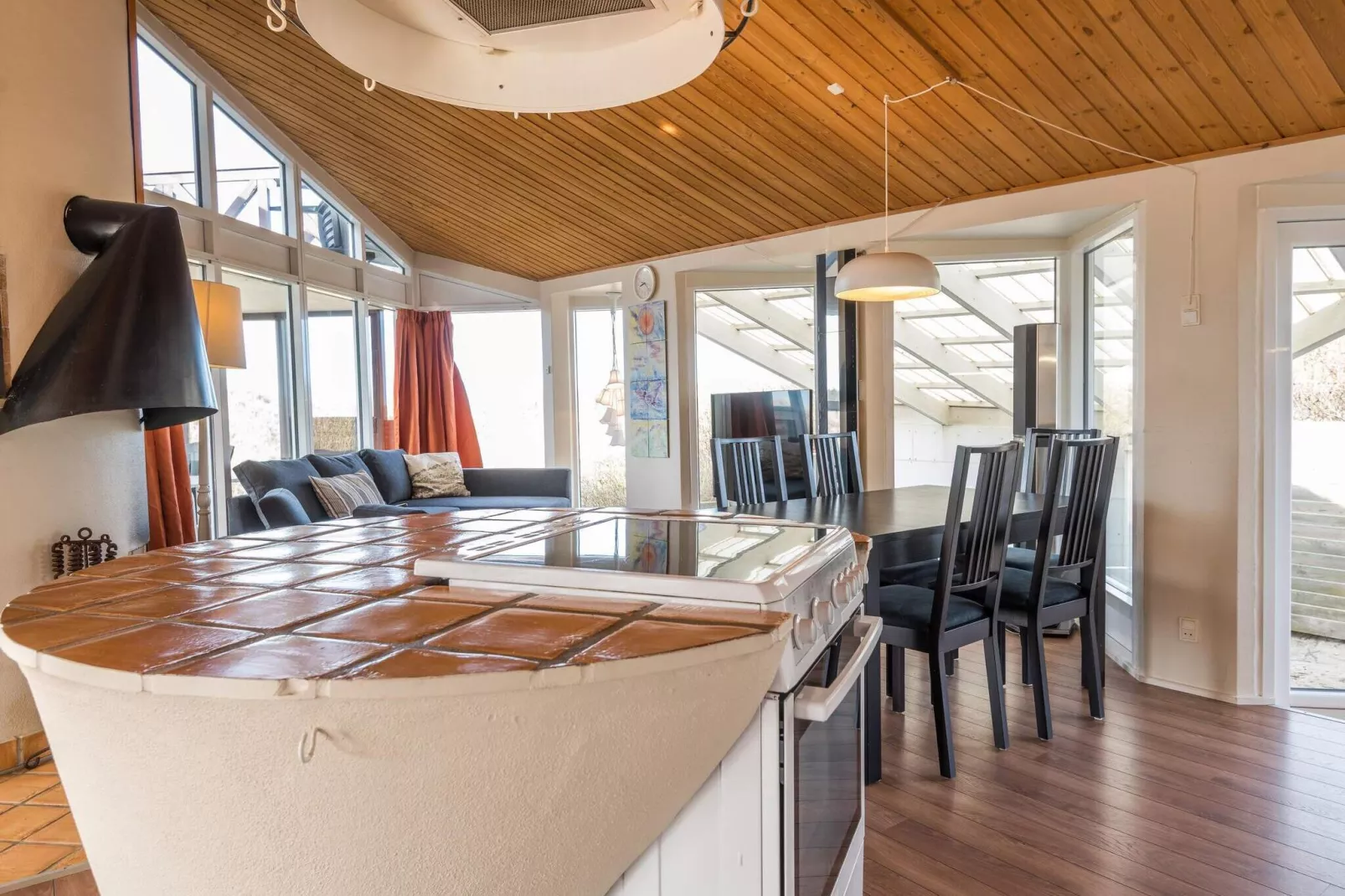 Kustcharme met Spa and Sauna-By Traum-Binnen