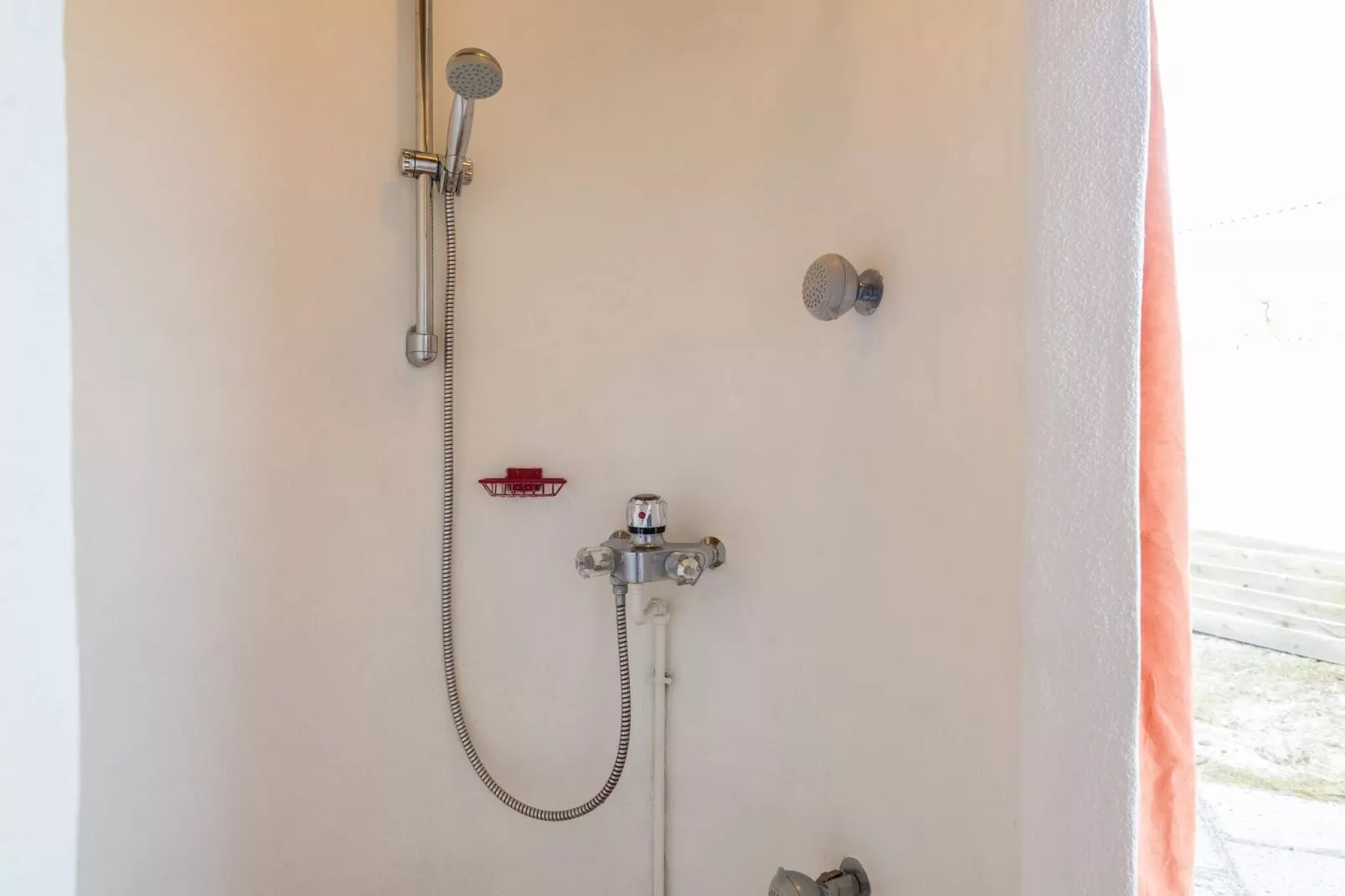 Kustcharme met Spa and Sauna-By Traum-Binnen