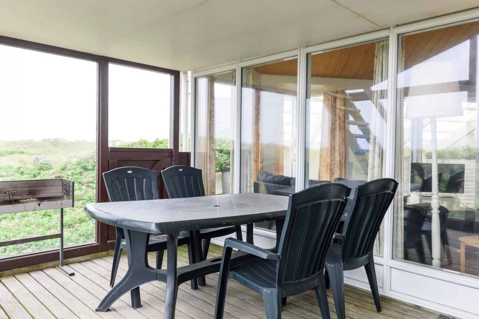 Kustcharme met Spa and Sauna-By Traum-Binnen