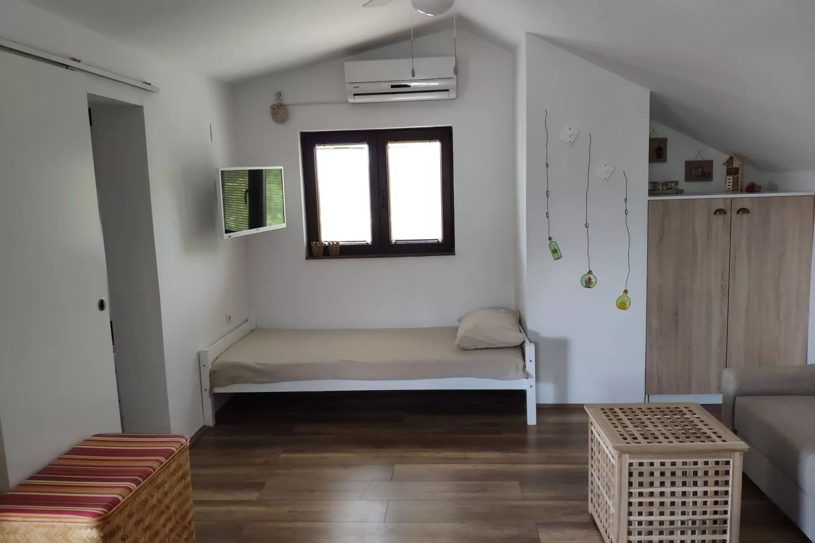 Studio apartment Paklenica-Slaapkamer