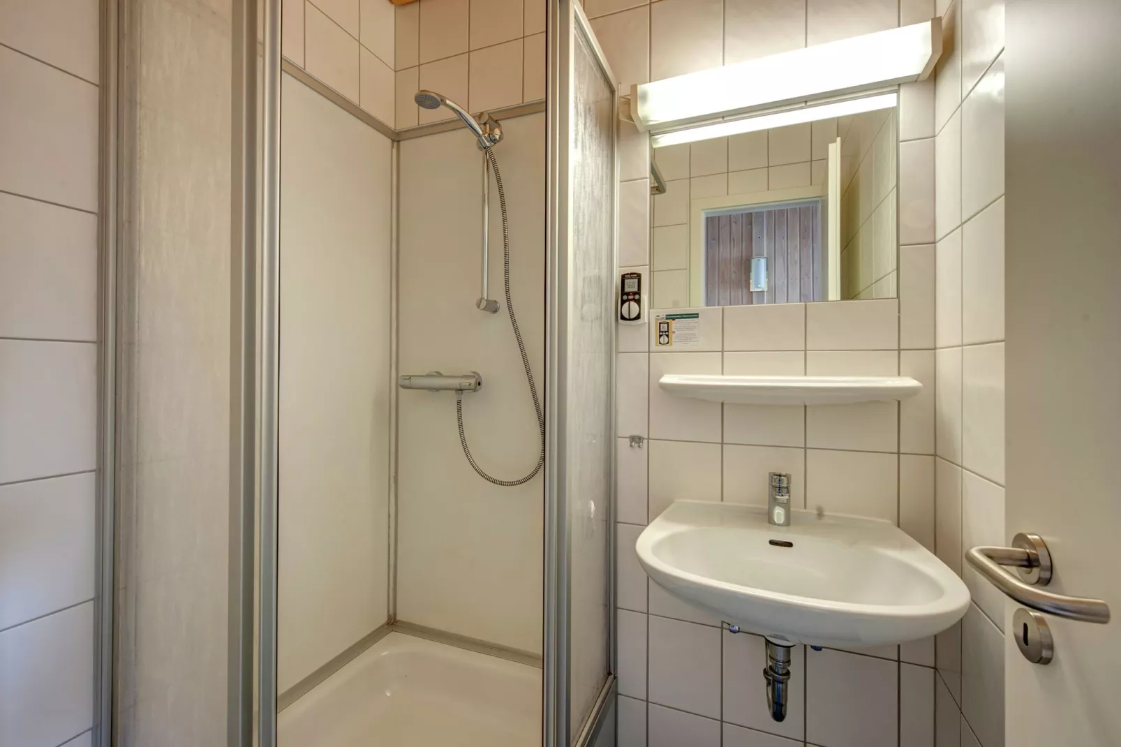 Eifelpark Kronenburger See 2-Badkamer