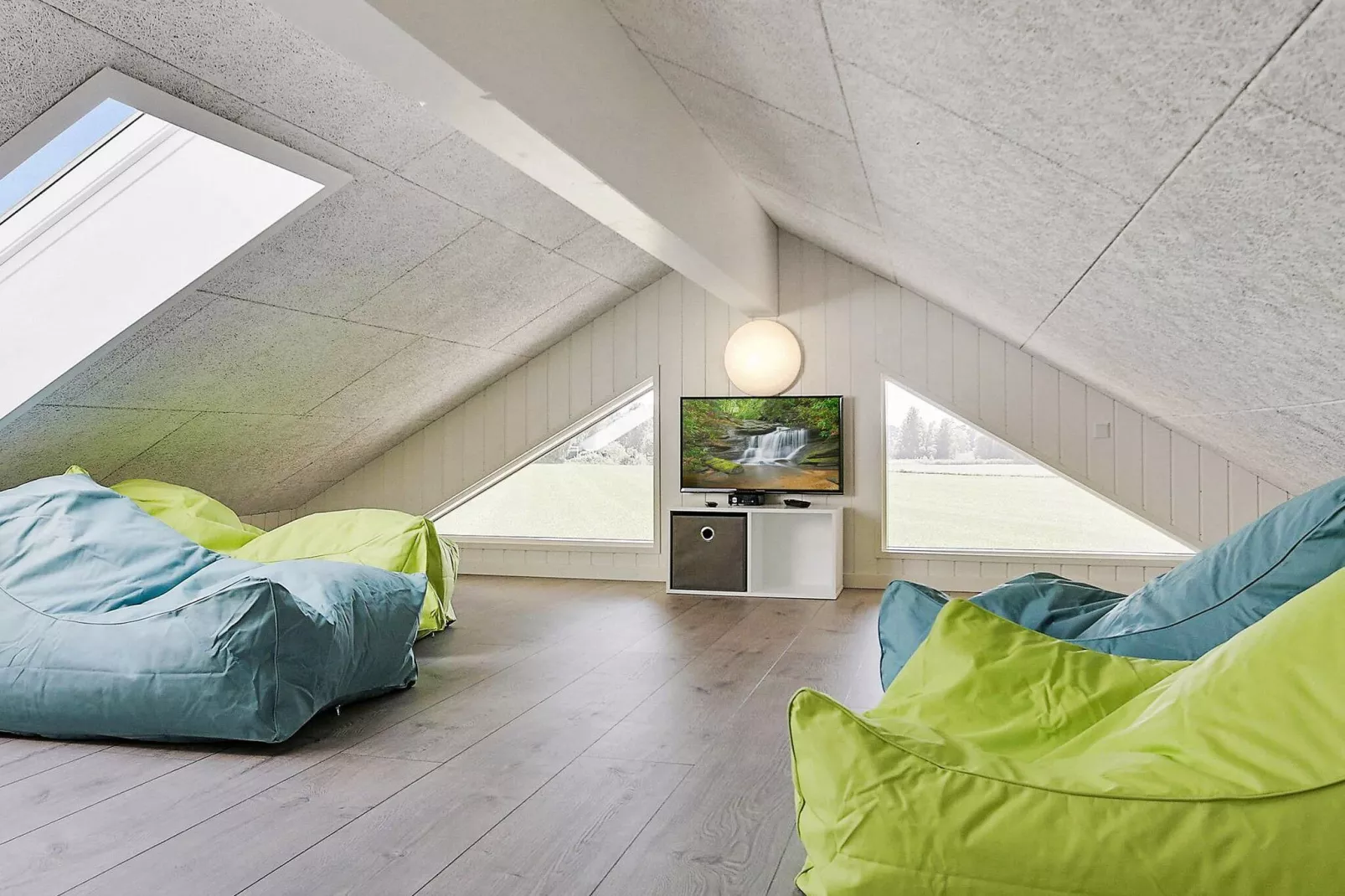Luxe retraite met zwembad -- By Traum Ferienwohnungen-Binnen