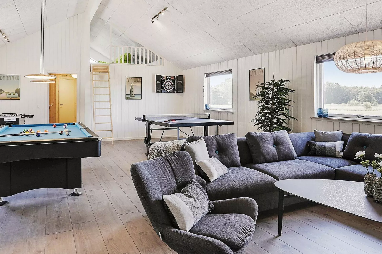 Luxe retraite met zwembad -- By Traum Ferienwohnungen-Binnen
