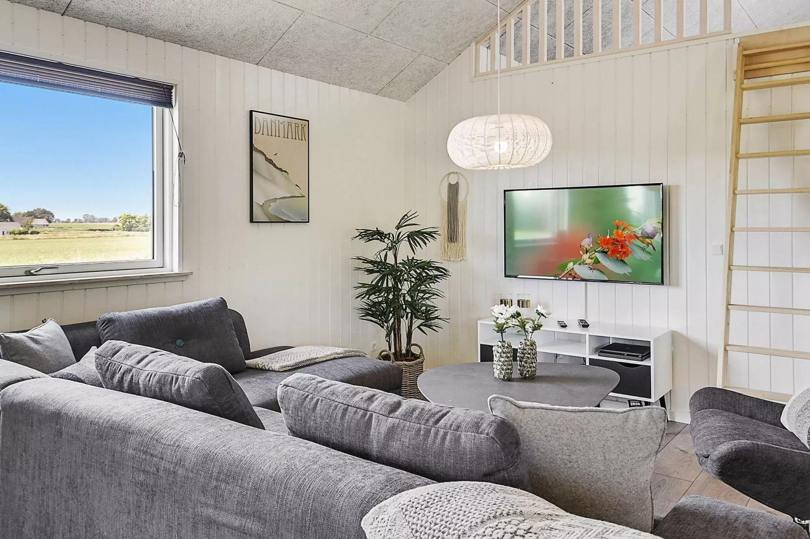 Luxe retraite met zwembad -- By Traum Ferienwohnungen-Binnen