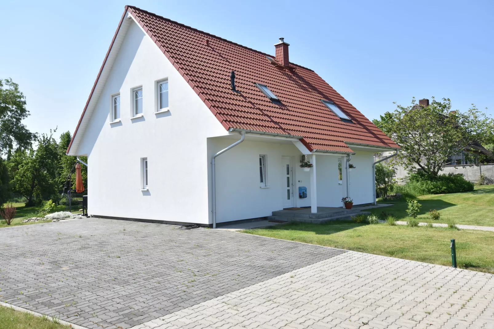 Ferienhaus nahe Insel Poel mit Kamin Terrasse und Garten-Buitenkant zomer