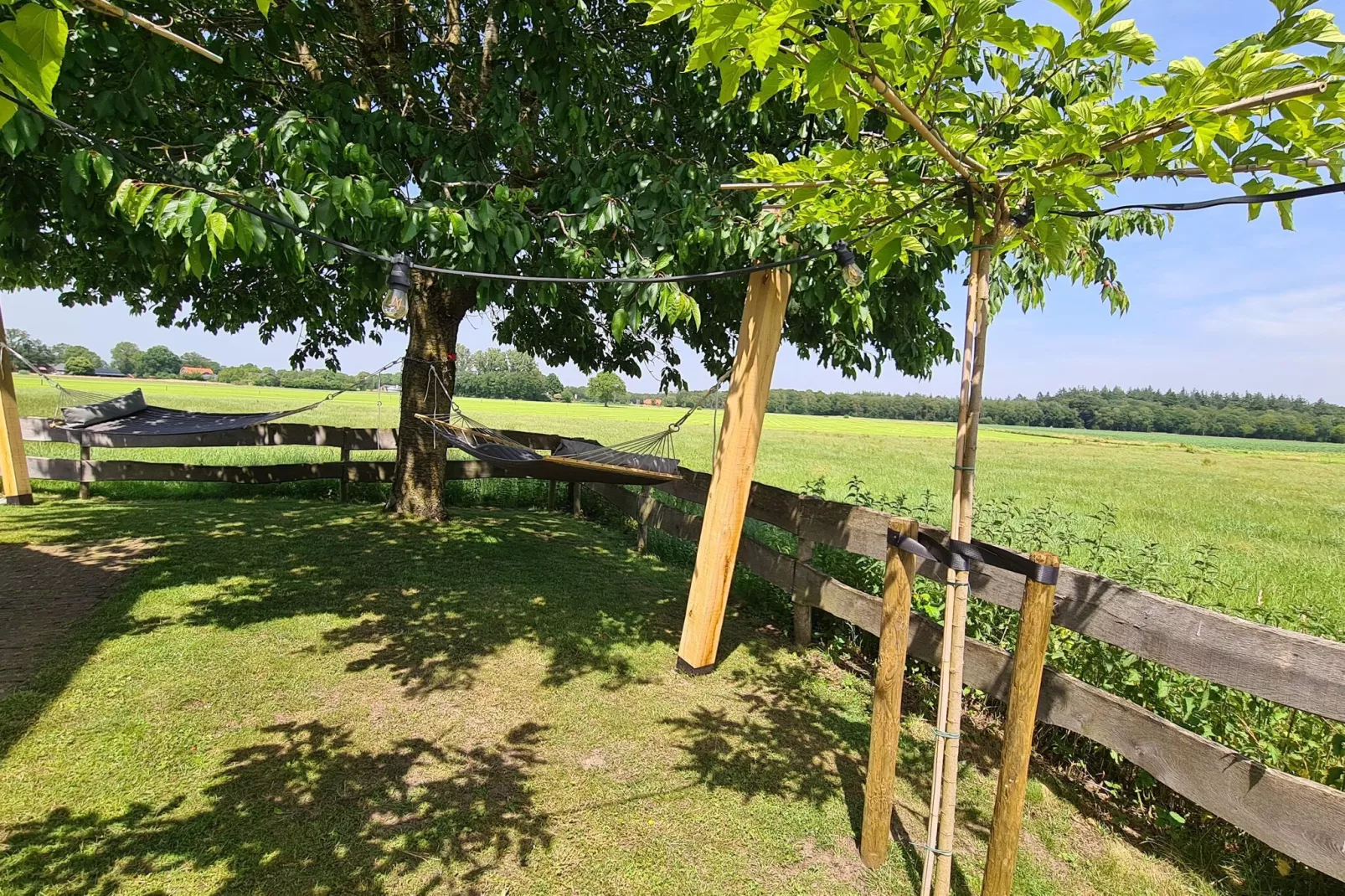 Wellness Home Rust en Ruimte-Tuinen zomer