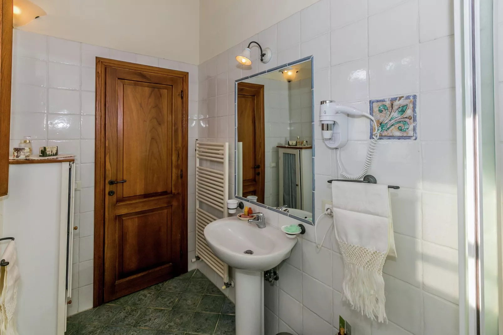 La Logetta-Badkamer