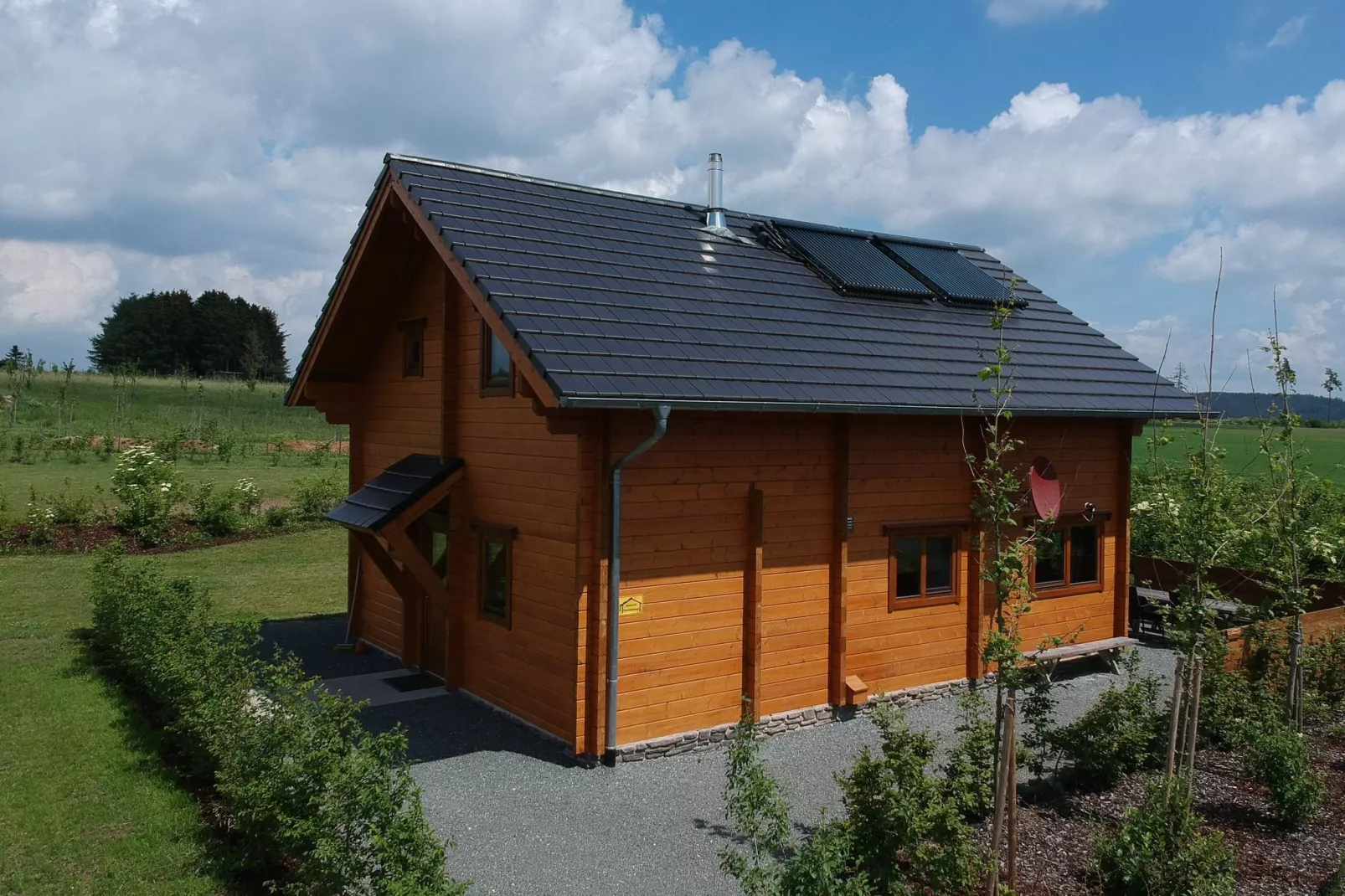 EcoLodge Sauerland 2-Buitenkant zomer