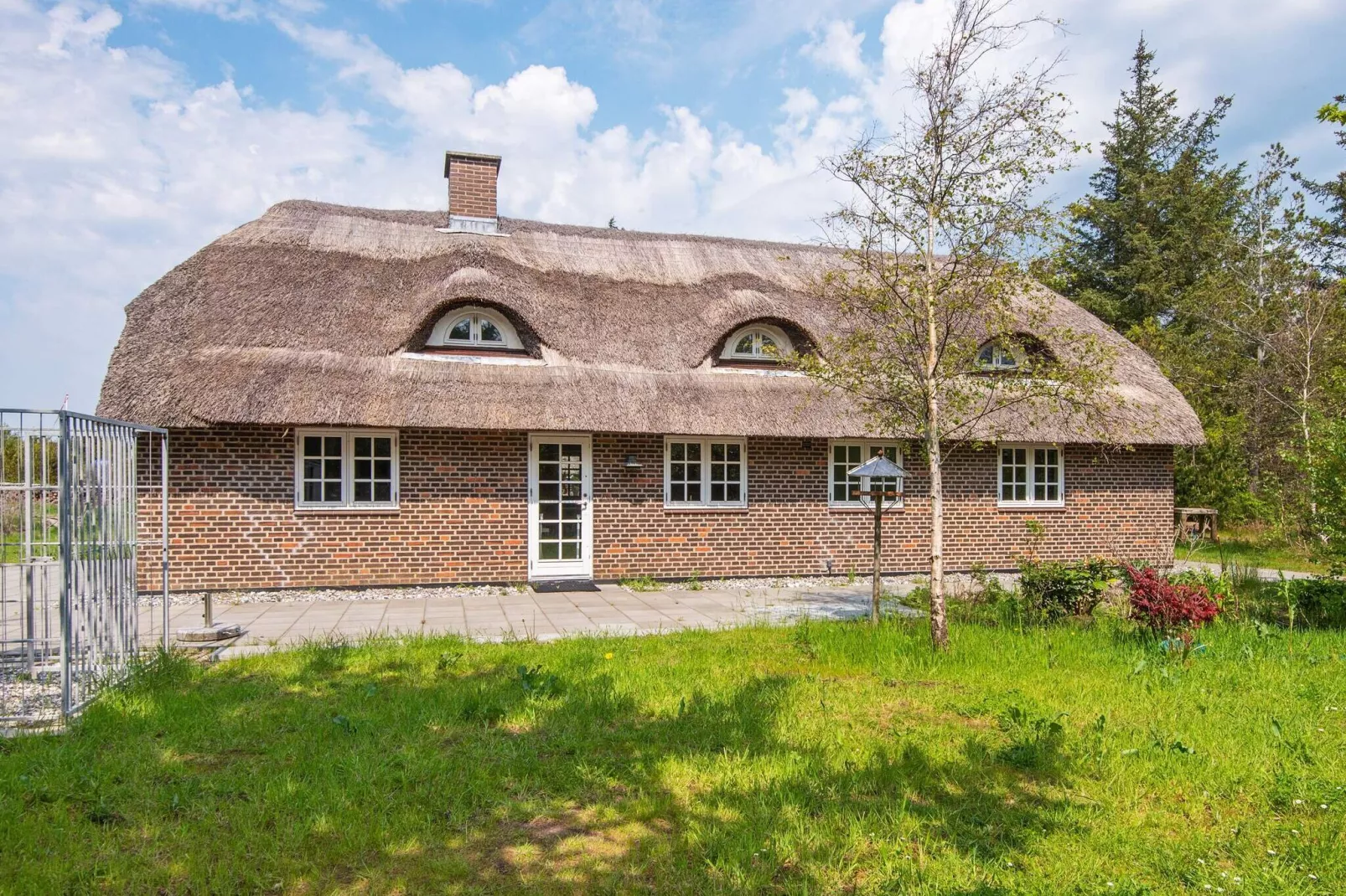 Betoverende Bosuitje met Sauna-By Traum-Buitenlucht