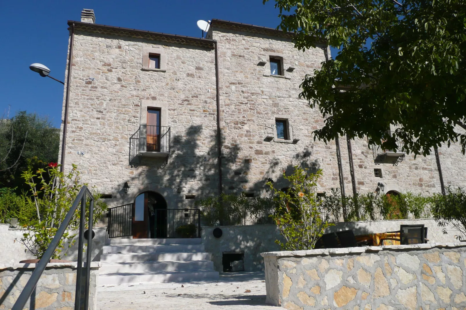 Casa Cristina-Buitenkant zomer
