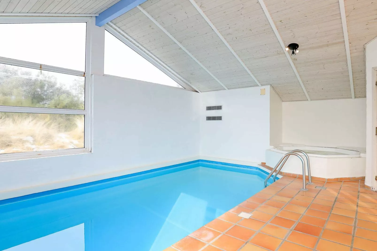 10 persoons vakantie huis in Blåvand-Zwembad