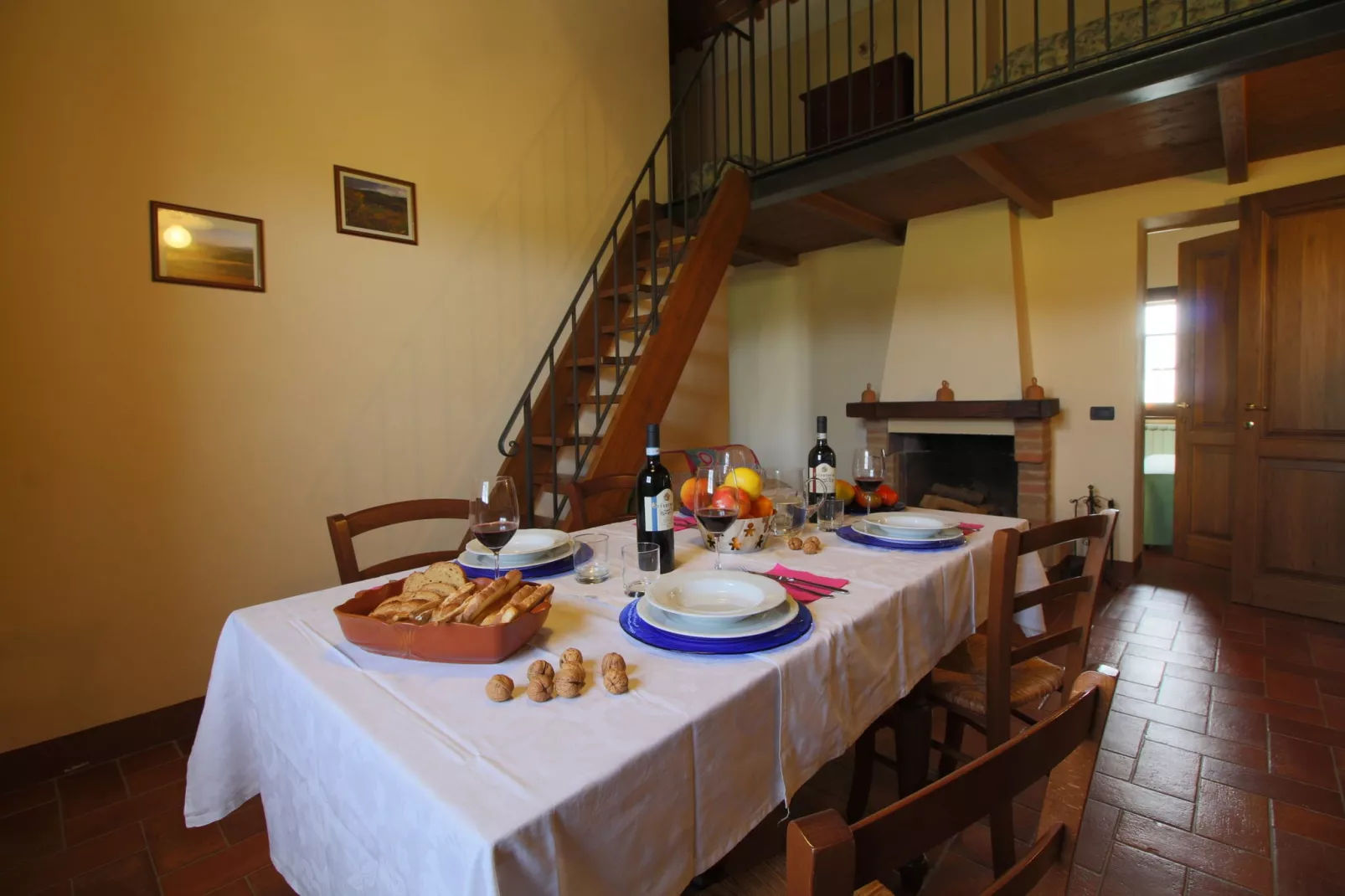 Mimosa-Eetkamer