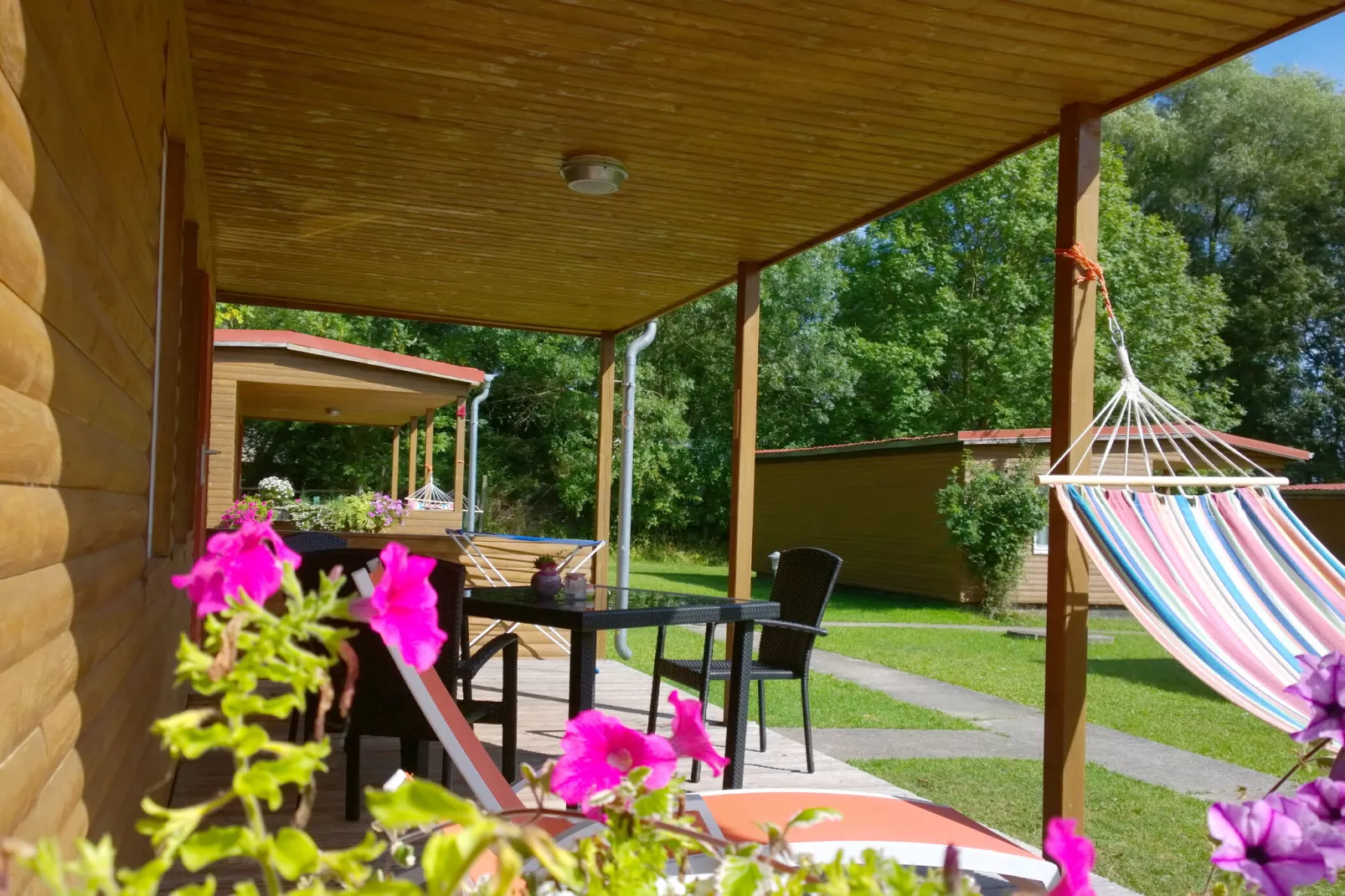 Haus 9 - 3 Personen - Buitenkant zomer