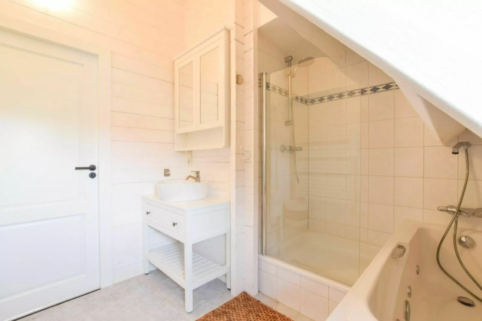 Hoge Weide 64-Badkamer