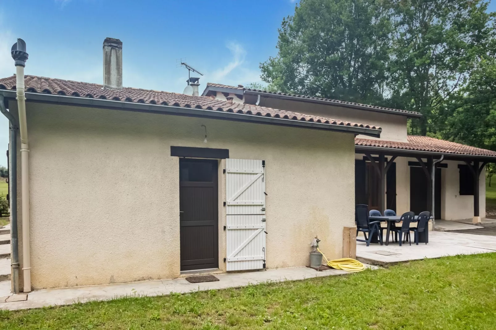 Villa Pech d'Espagne-Buitenkant zomer
