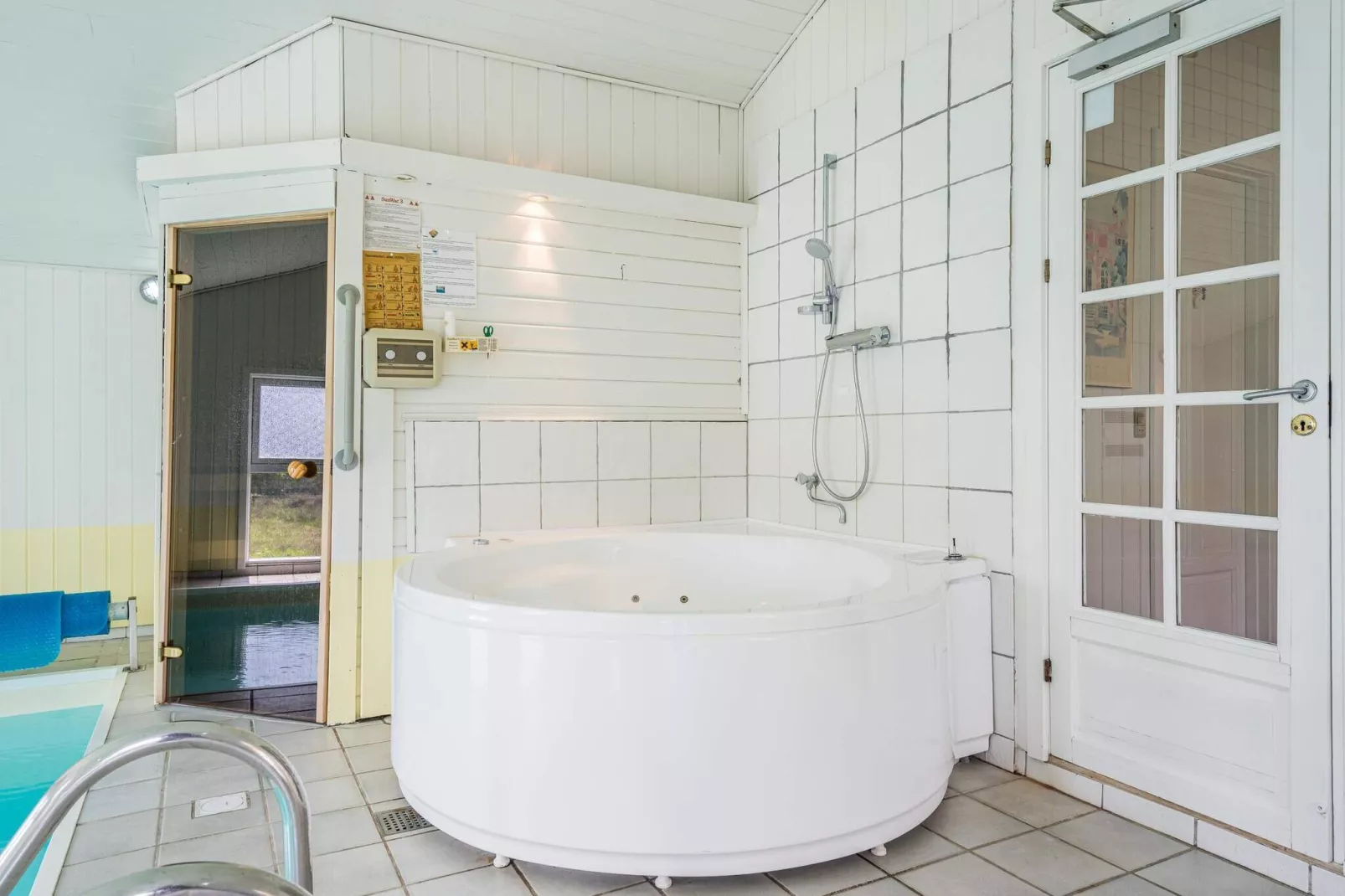 Luxe toevluchtsoord bij heidegebied-By Traum-Spa