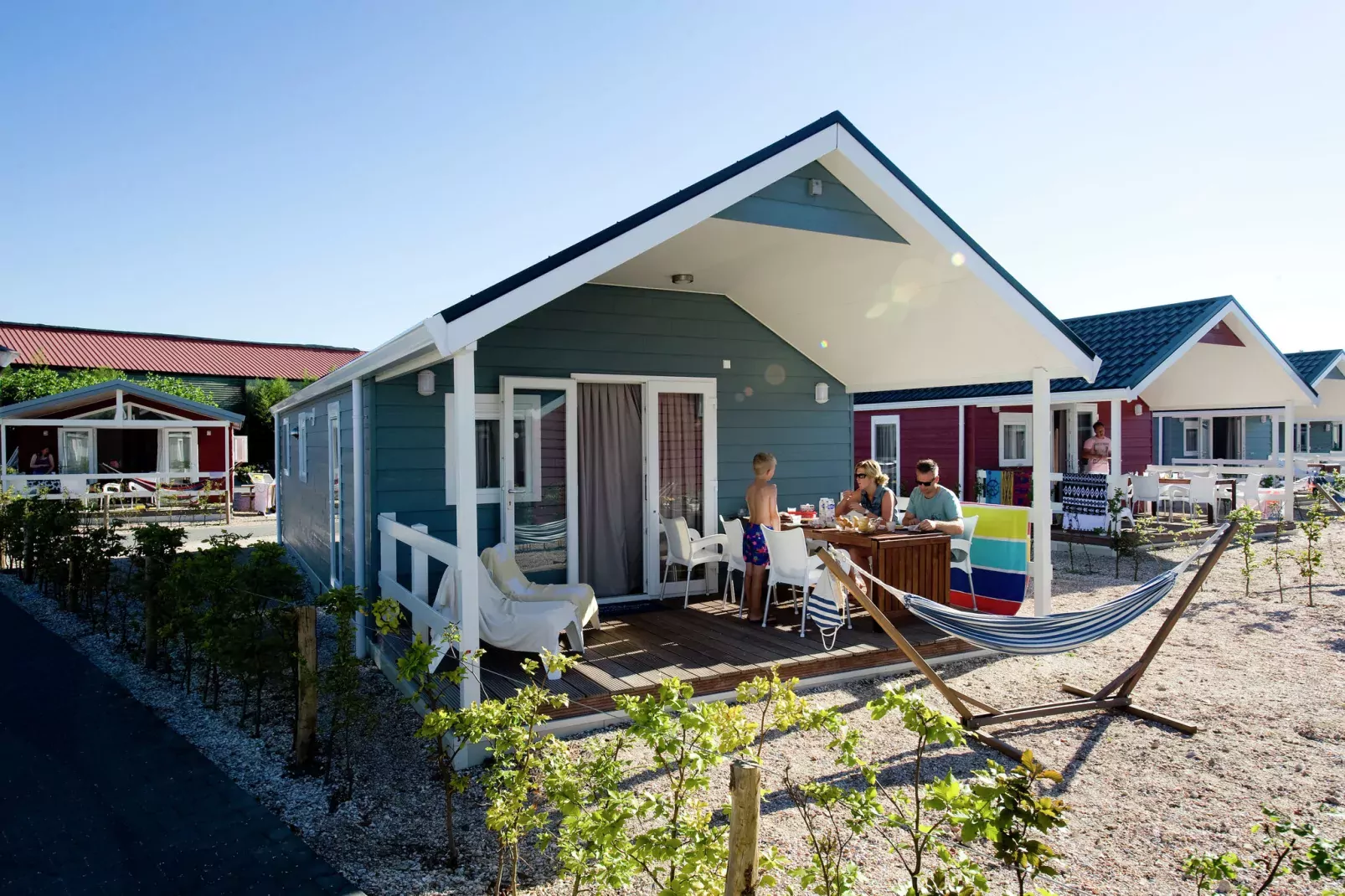 Vakantiepark Eiland van Maurik 2-Tuinen zomer
