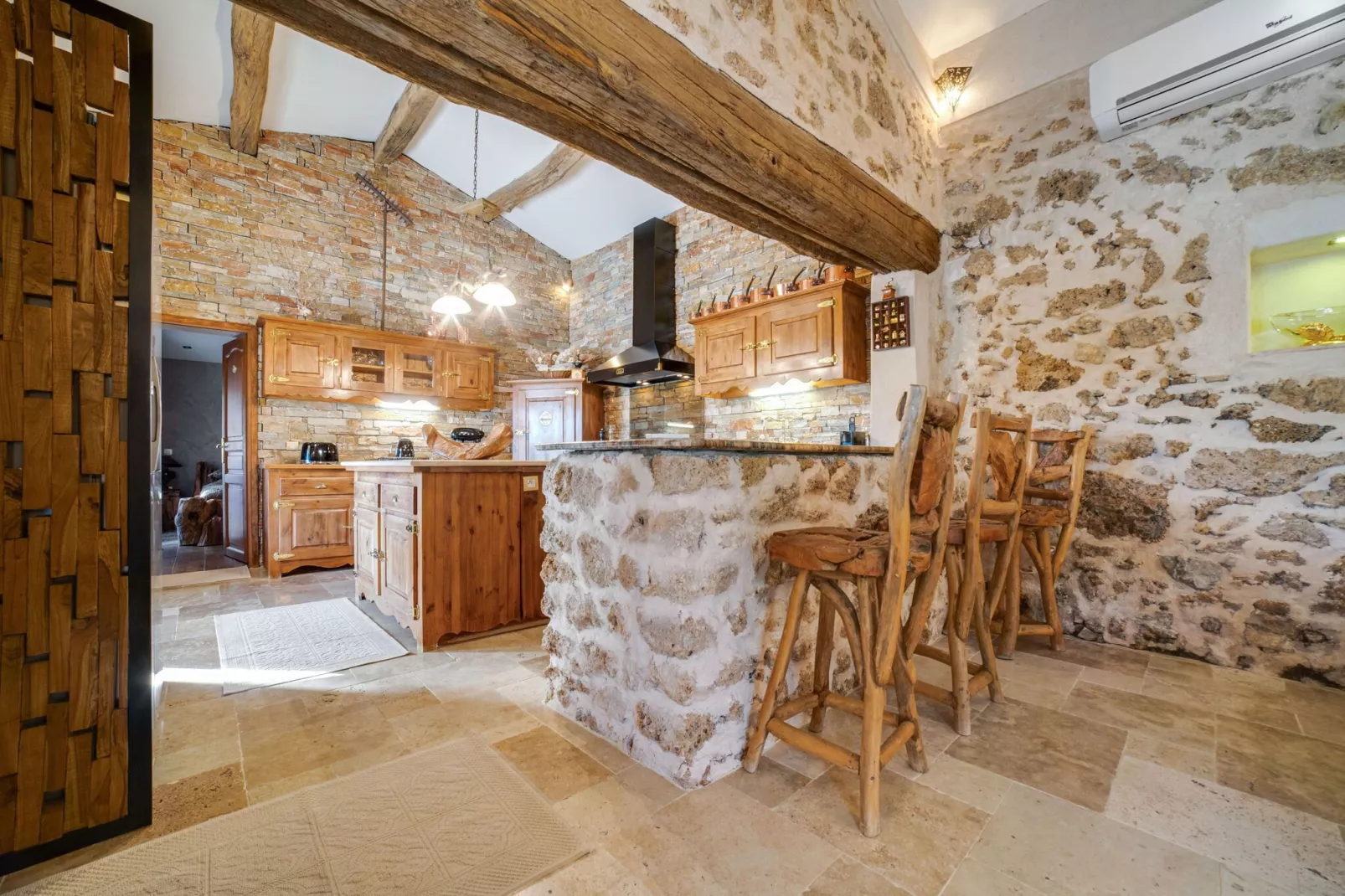 Villa Les Arcs sur Argens-Keuken