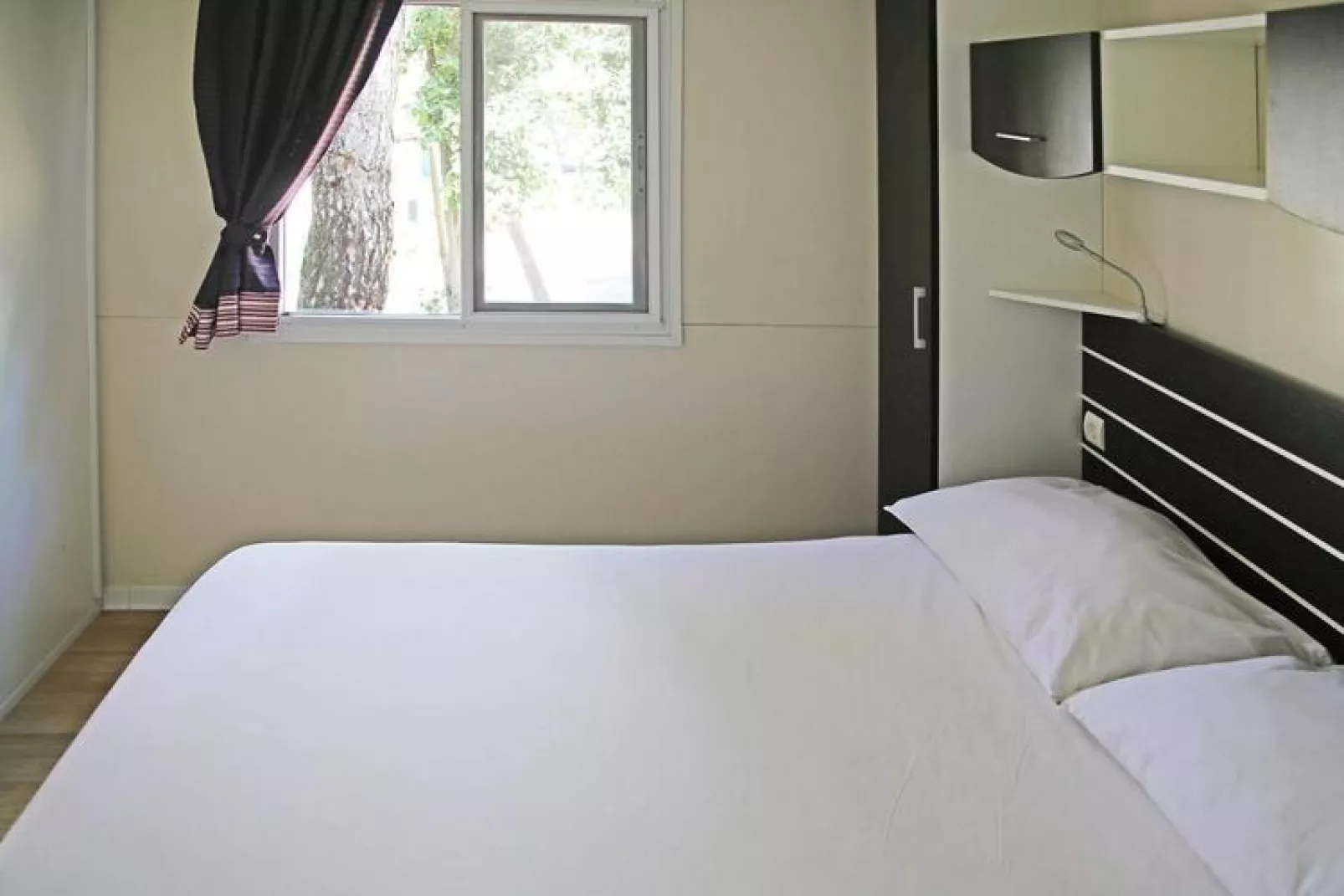 Mobile Homes in Camping Park Soline - Biograd - Type Premium-Slaapkamer