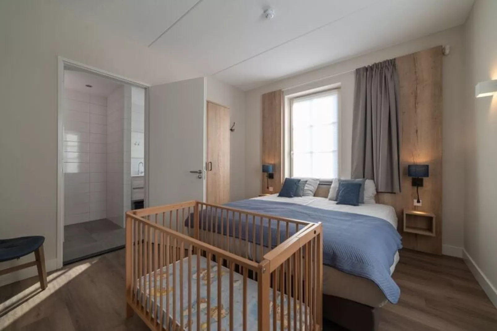 Zeeuwse Parel luxe Appartement 4 pers 2 bdk-Slaapkamer