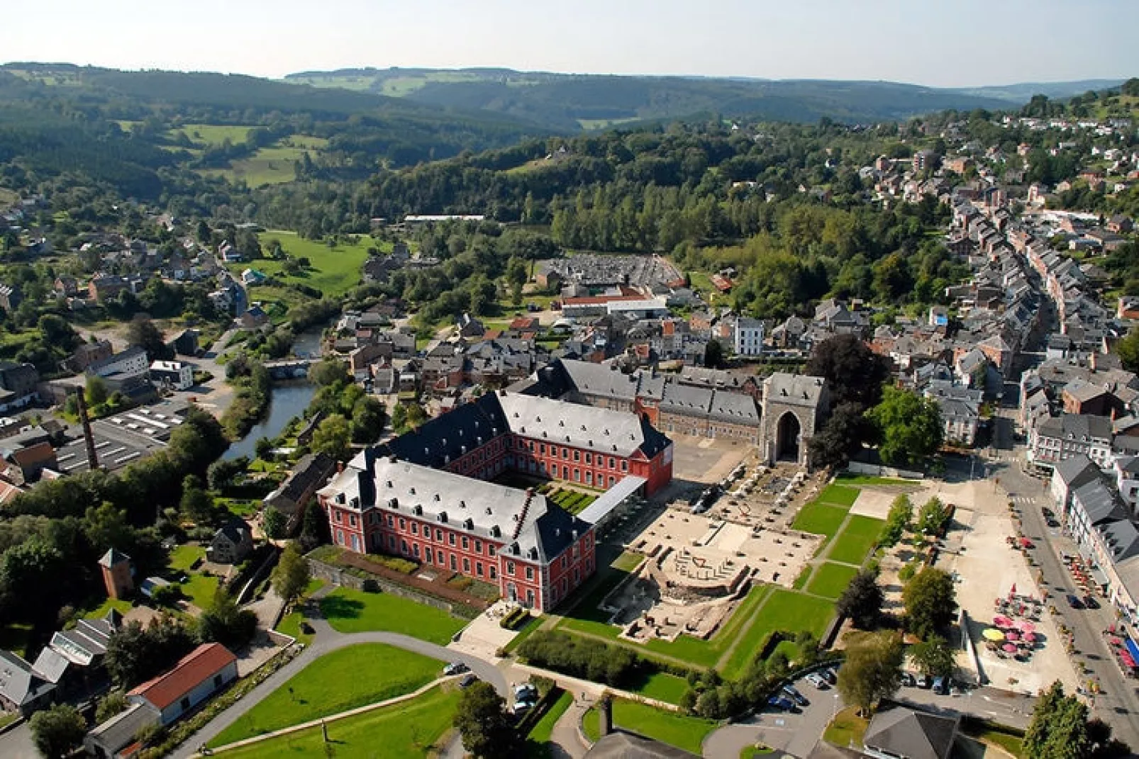 Villa Louise-Gebieden zomer 5km