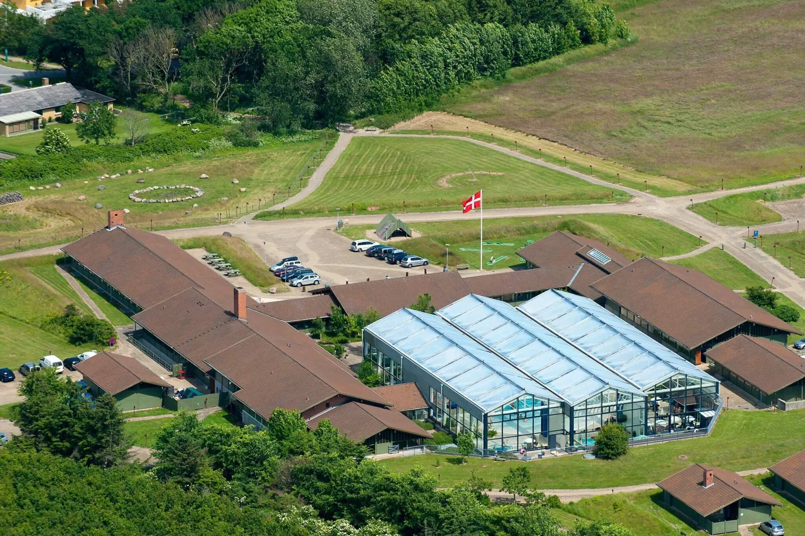 C-3 room,2 bathrooms-Buitenlucht