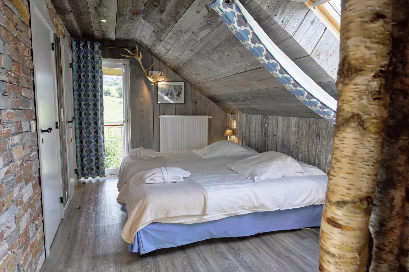 The Wood-Stone Cottage-Slaapkamer
