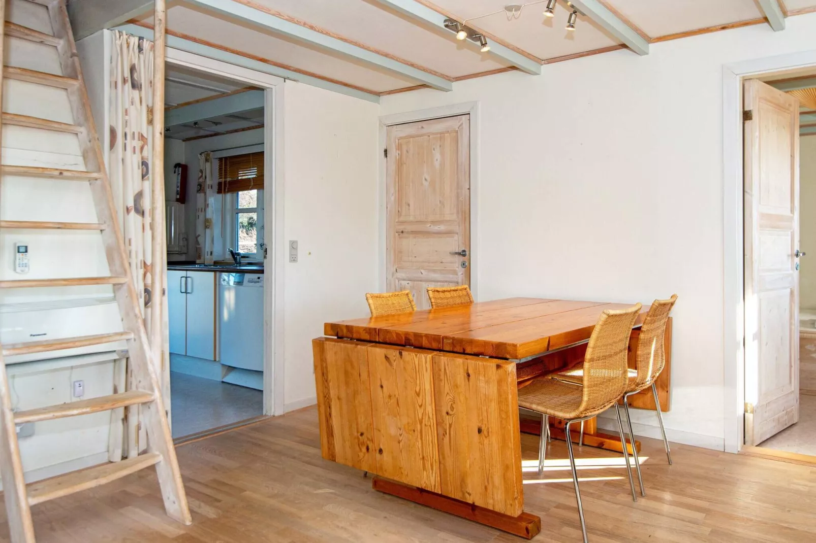 11 persoons vakantie huis in Knebel-Binnen