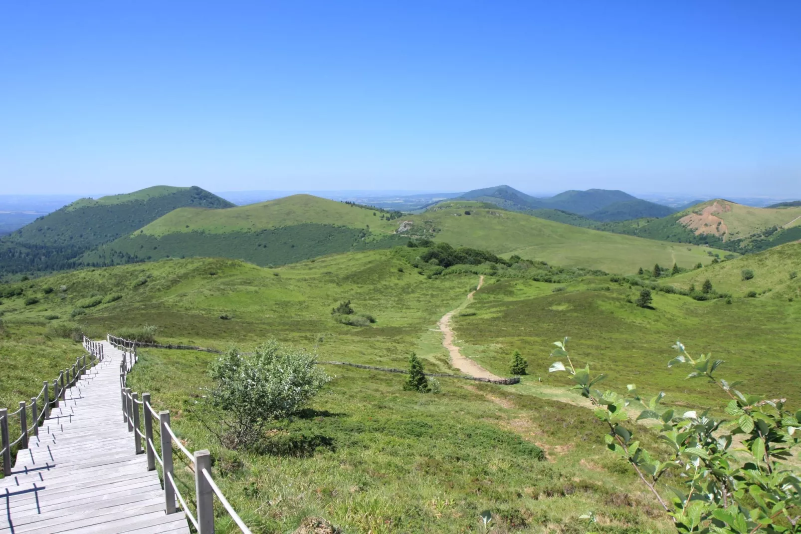 Un château en bordure de rivière-Gebieden zomer 20km