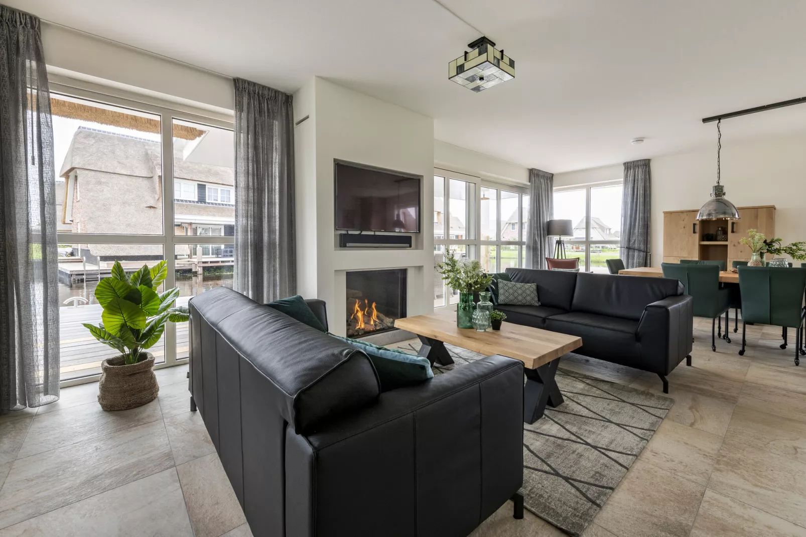 Friese Meren Villa's 5 - Woonkamer