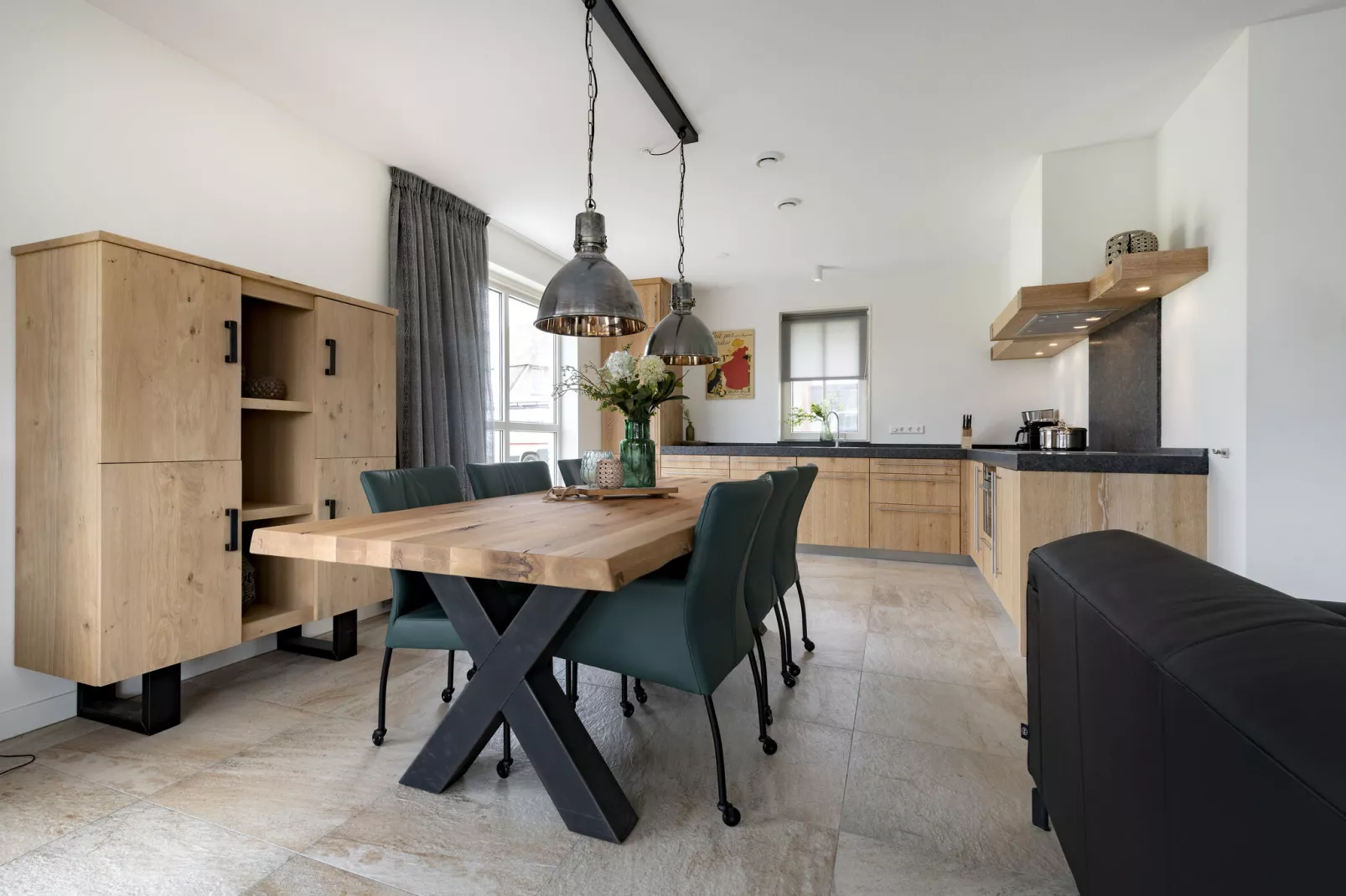 Friese Meren Villa's 5 - Eetkamer