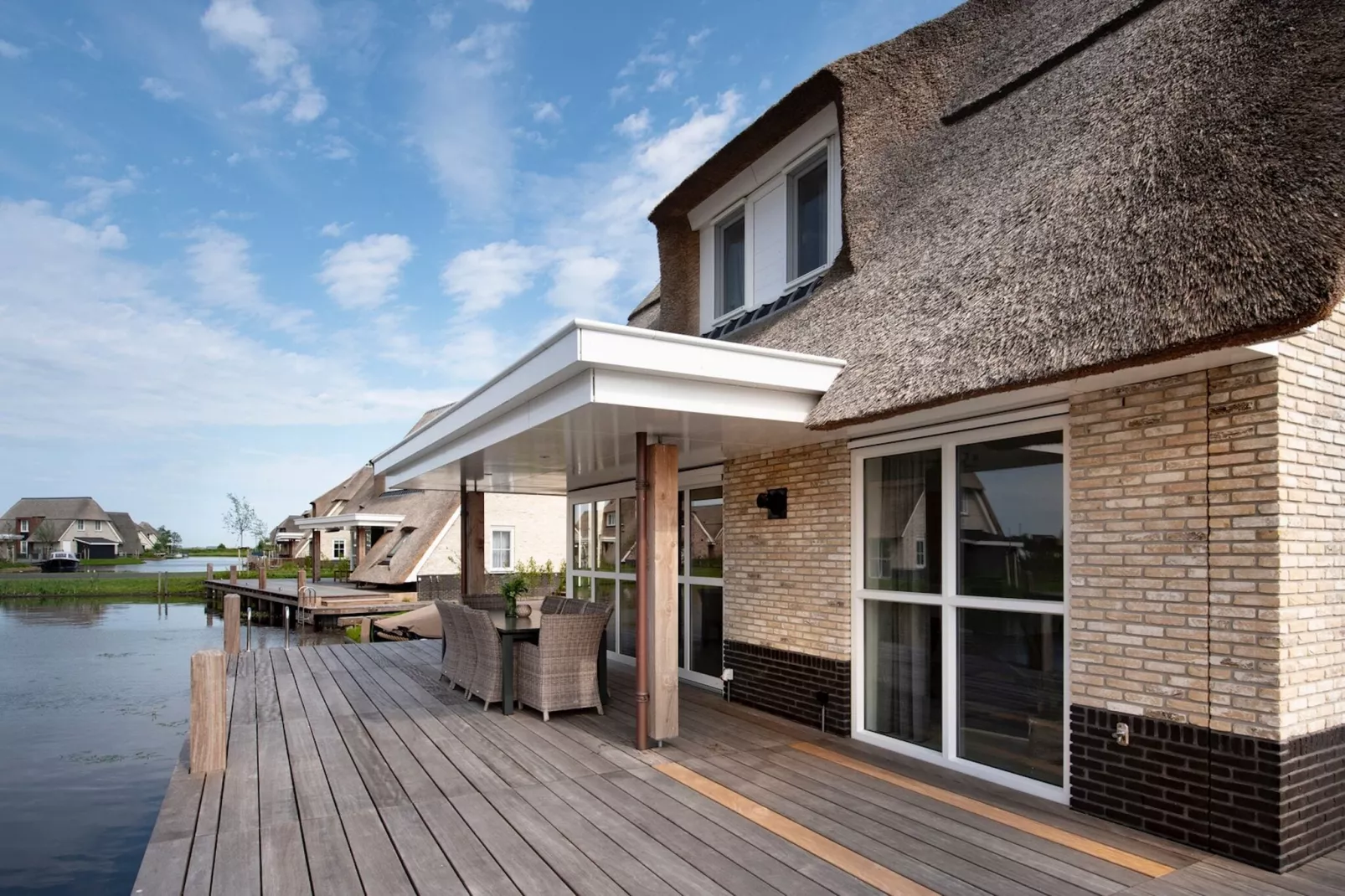 Friese Meren Villa's 5 - Terrasbalkon